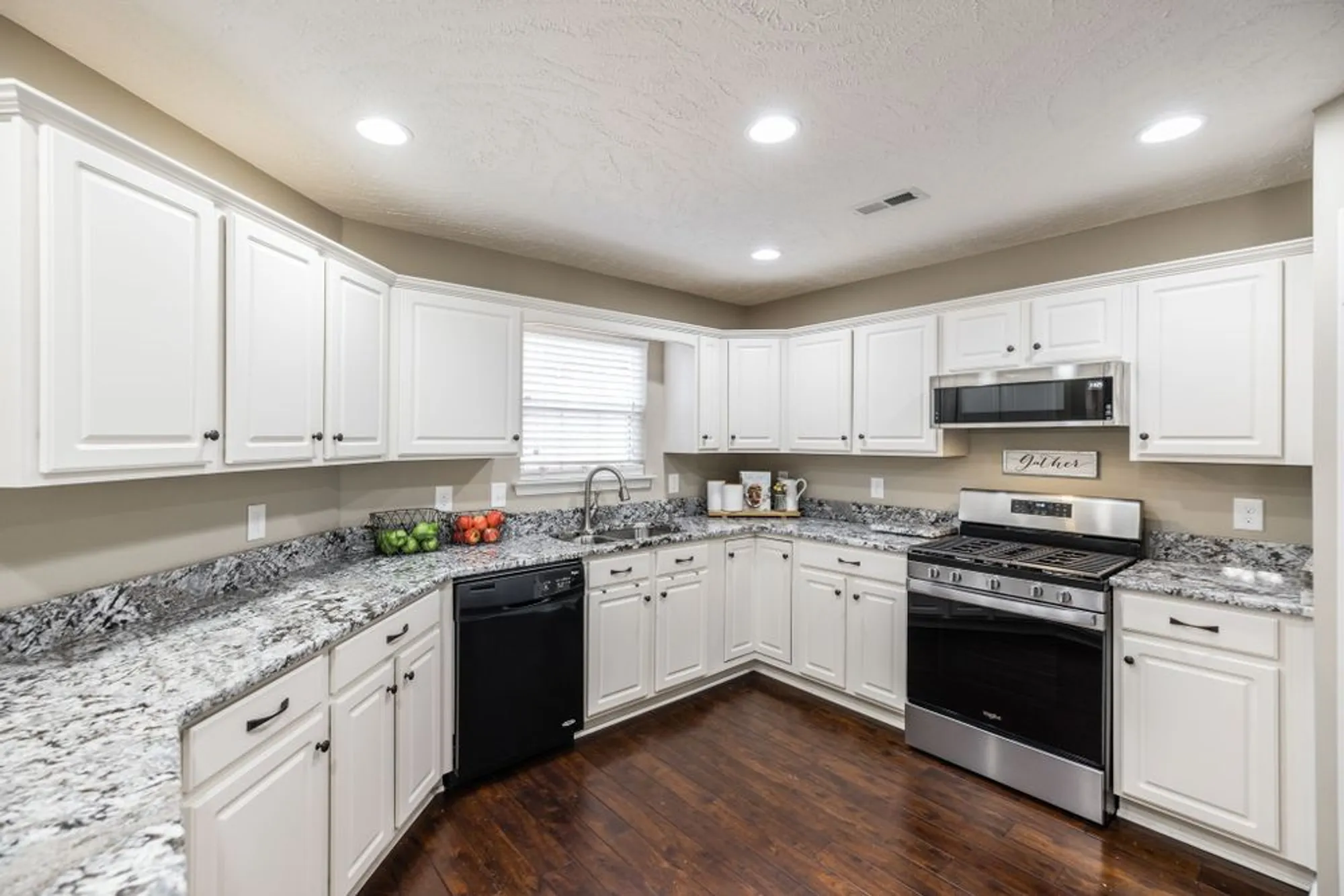 Property Slideshow image 25 of 68 | 395 devon chase hl unit 5104, Gallatin, TN, 37066