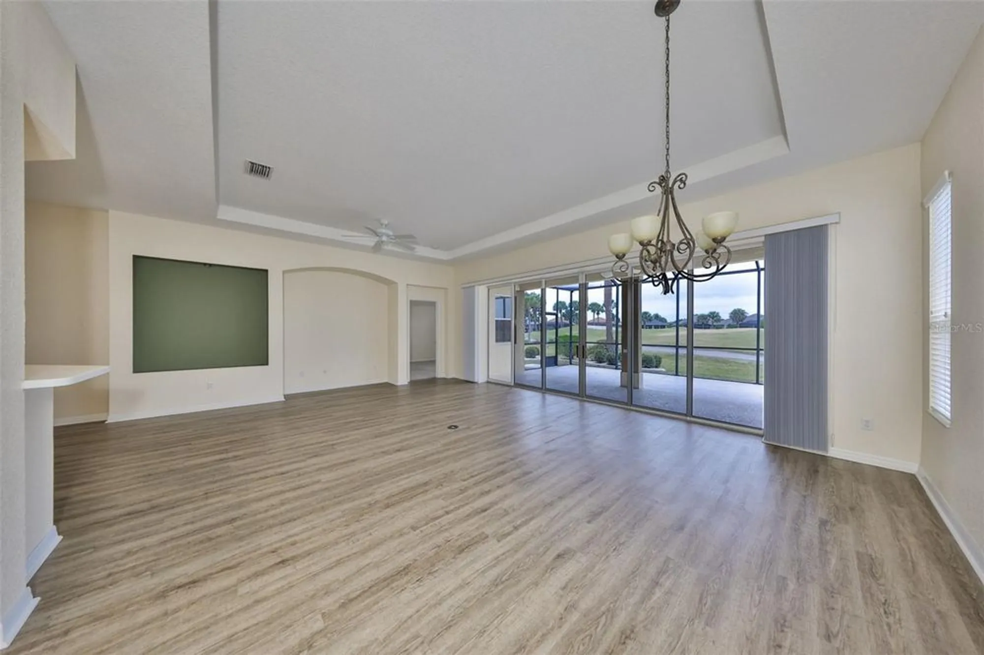 Property Slideshow image 7 of 41 | 1043 regal manor way, Sun City Center, FL, 33573