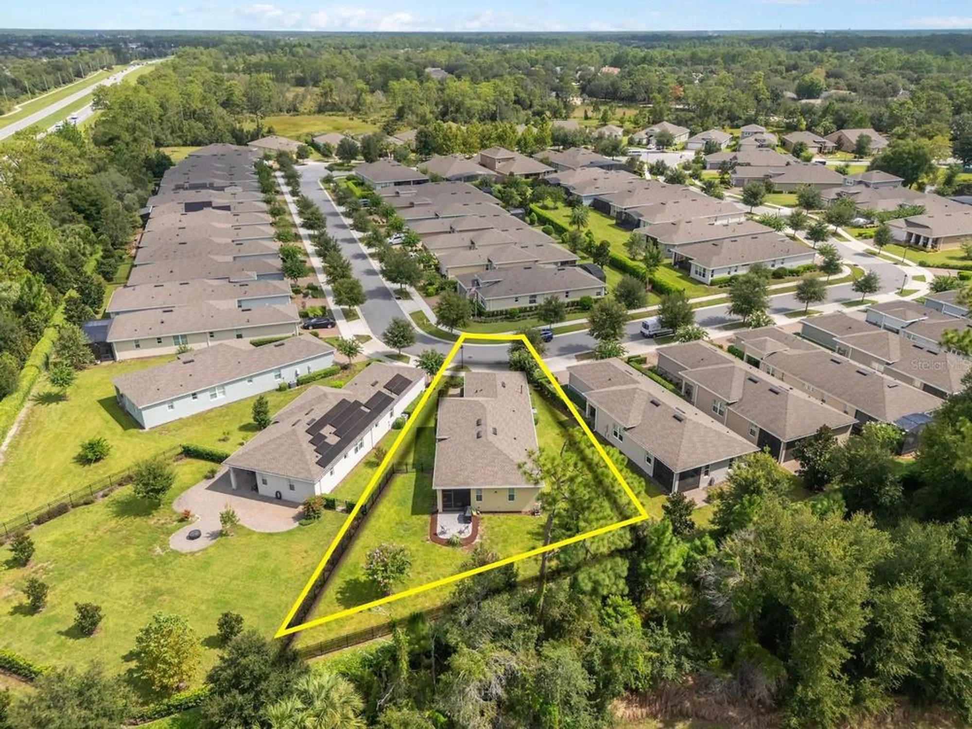 Property Slideshow image 34 of 36 | 213 old moss cir, Deland, FL, 32724