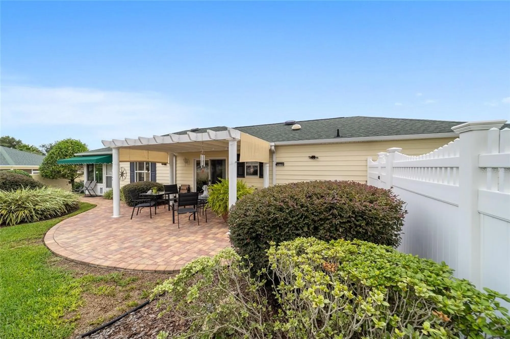 Property Slideshow image 41 of 58 | 1402 conchas dr, The Villages, FL, 32162