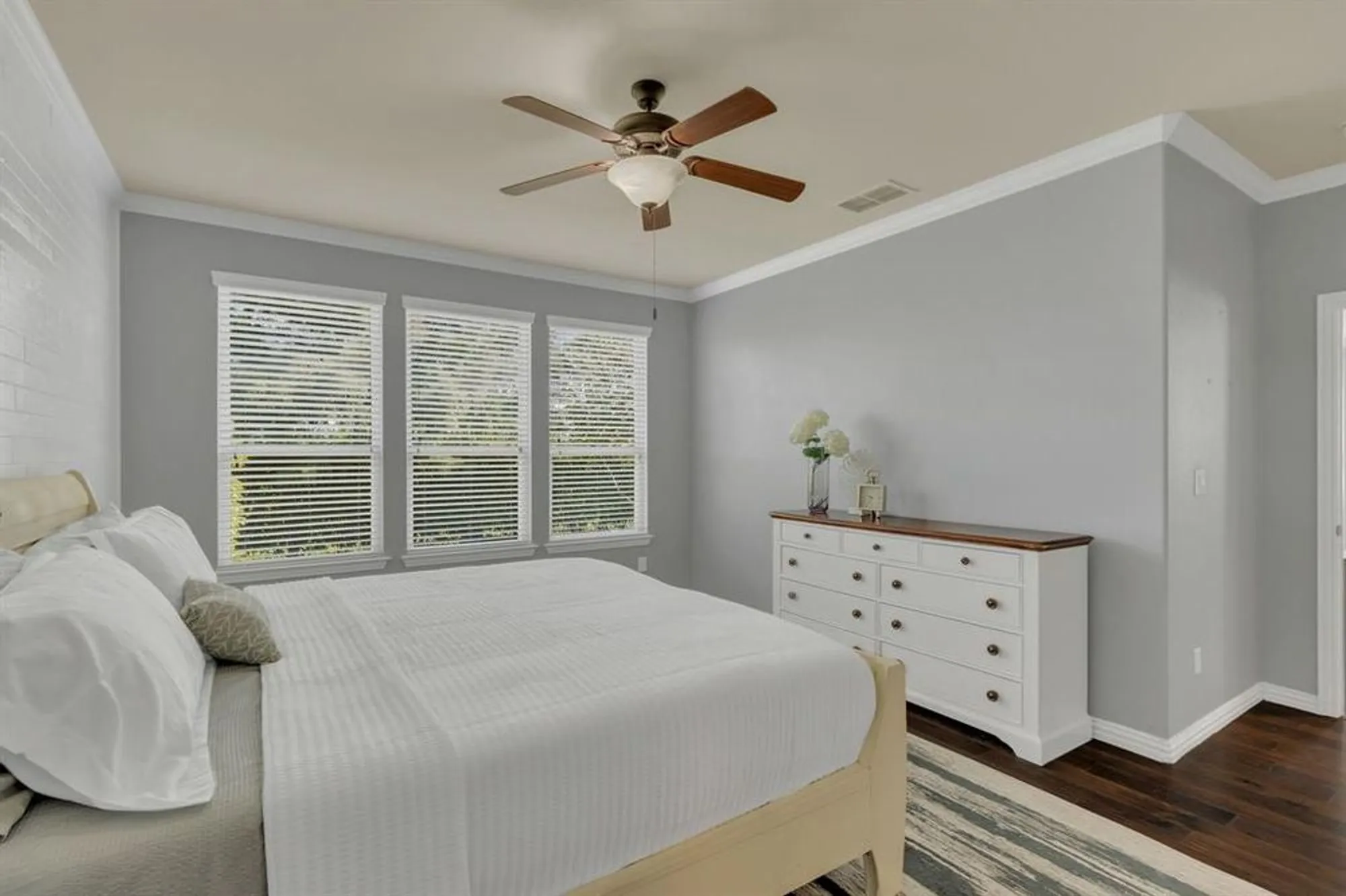 Property Slideshow image 17 of 39 | 305 balboa ct, Frisco, TX, 75036