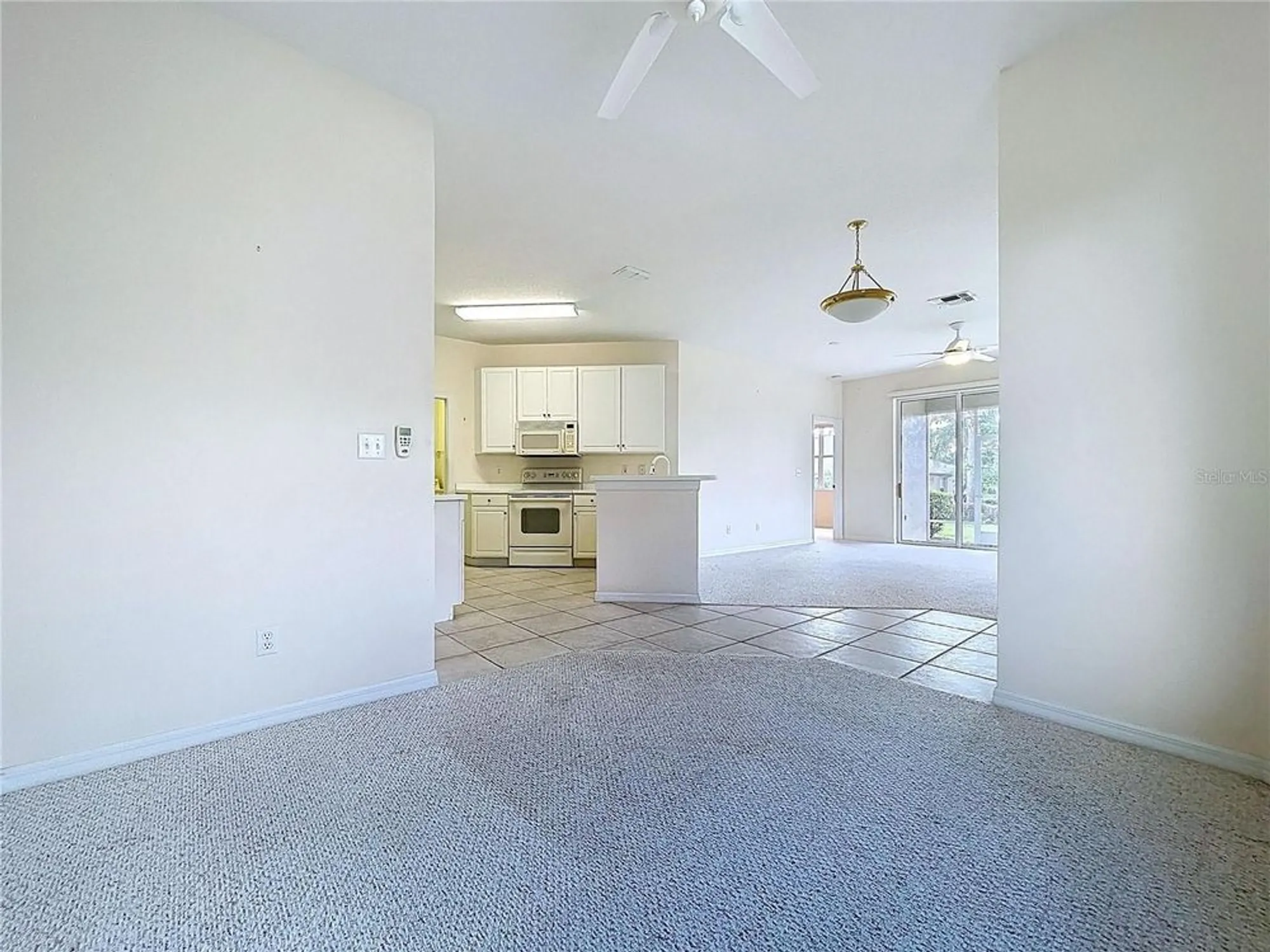 Property Slideshow image 15 of 92 | 2046 inverness greens dr # 2046, Sun City Center, FL, 33573