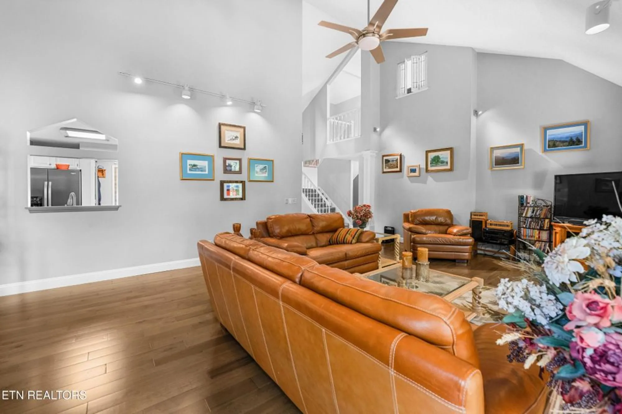 Property Slideshow image 11 of 52 | 116 knollwood ln, Crossville, TN, 38558