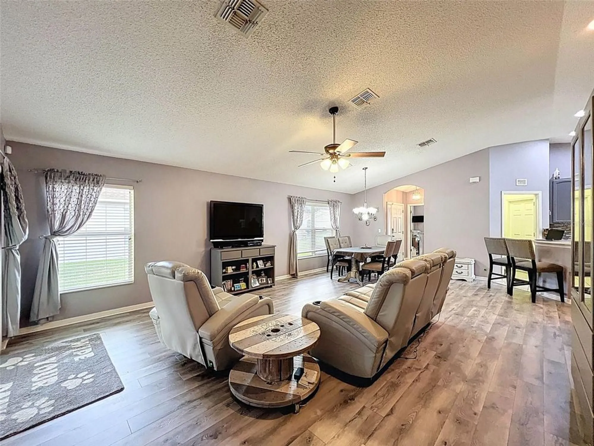 Property Slideshow image 23 of 61 | 189 center oak cir, Spring Hill, FL, 34609