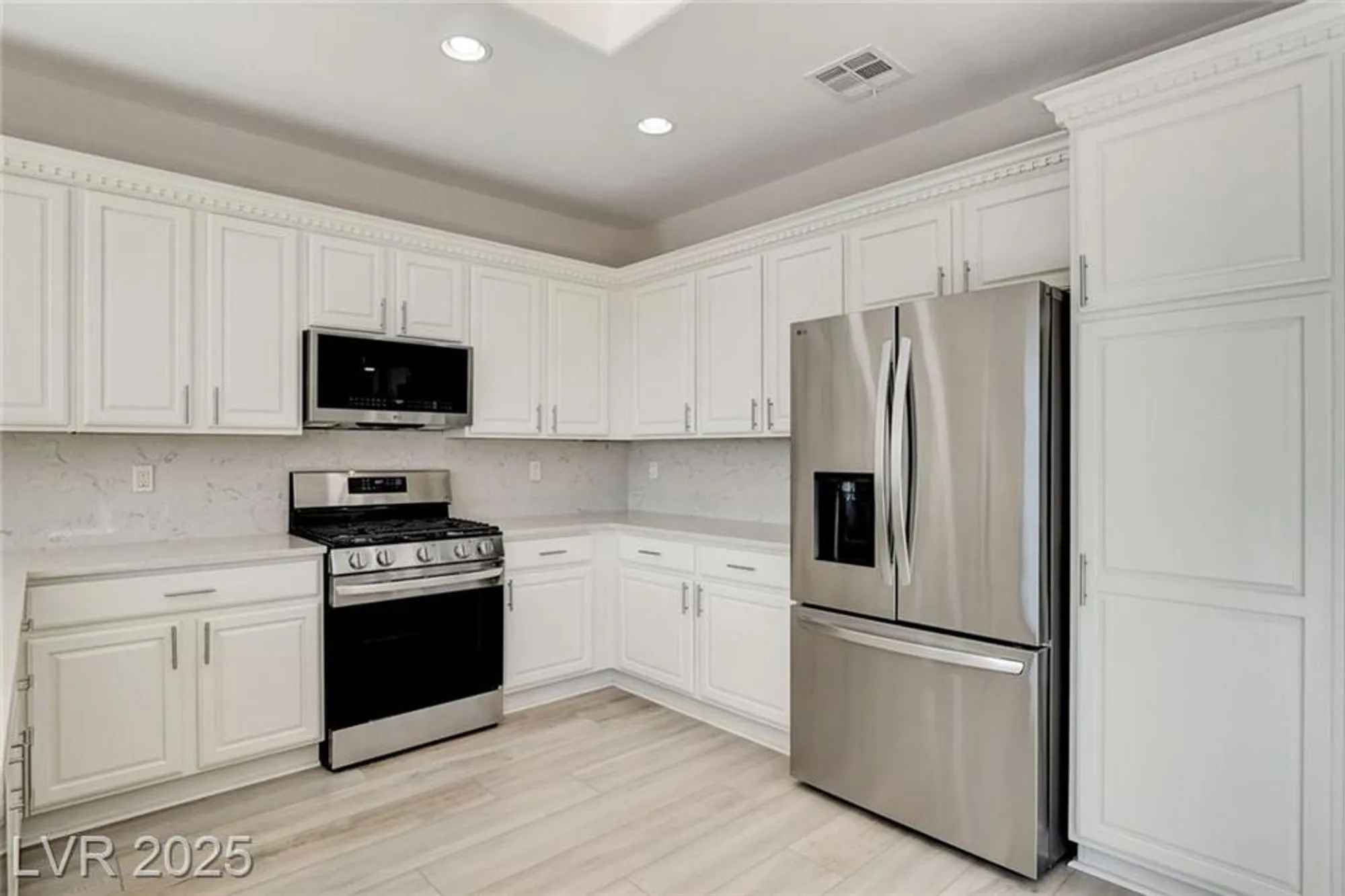 Property Slideshow image 25 of 57 | 10623 riva de fiore ave, Las Vegas, NV, 89135