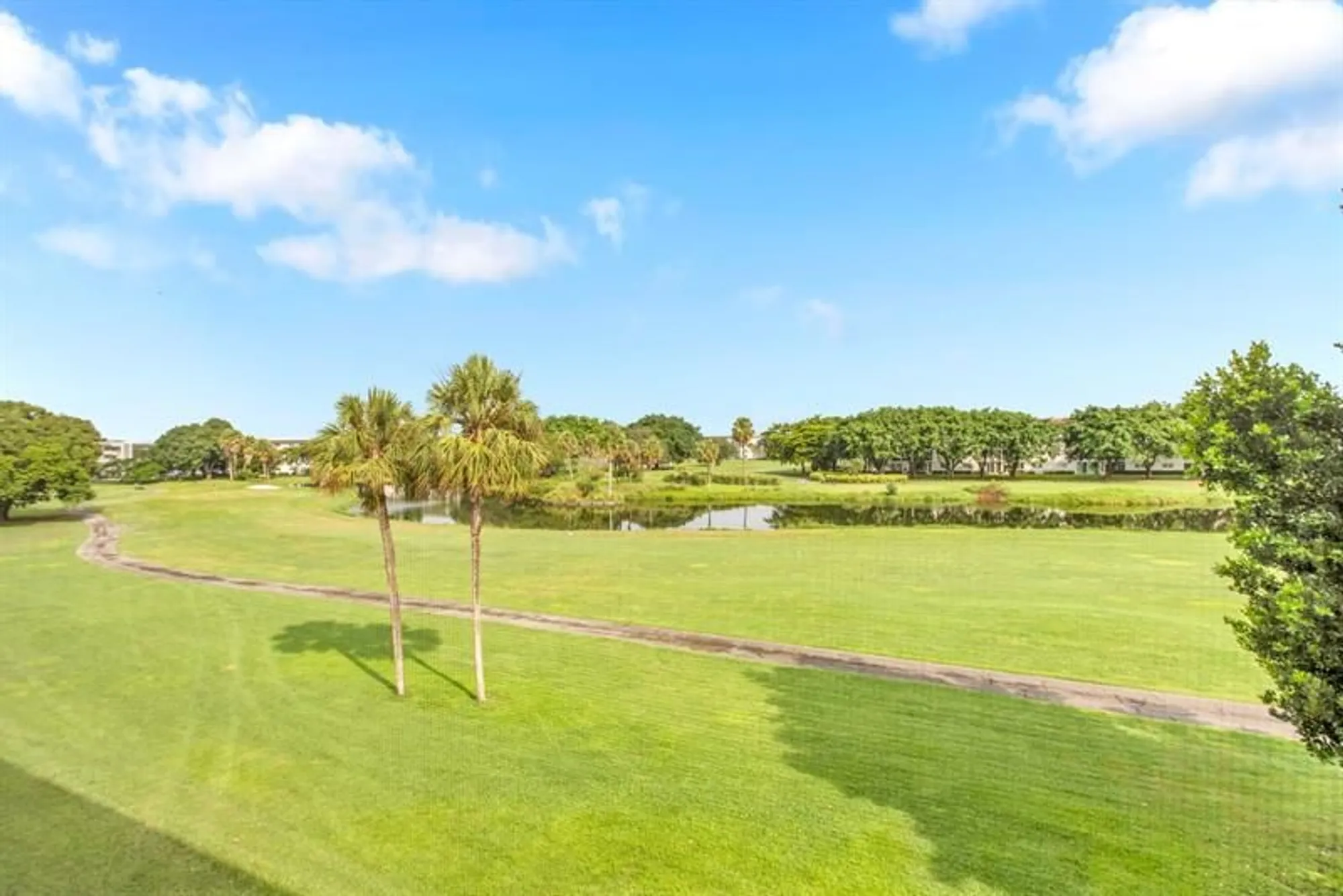 Property Slideshow image 16 of 32 | 4402 martinique ct l3, Coconut Creek, FL, 33066