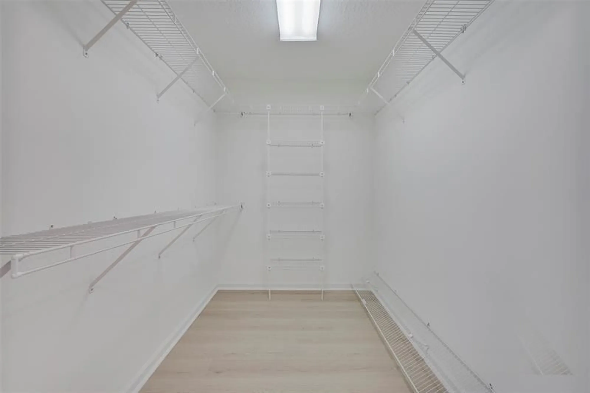 Property Slideshow image 30 of 36 | 5876 regal glen dr 201, Boynton Beach, FL, 33437