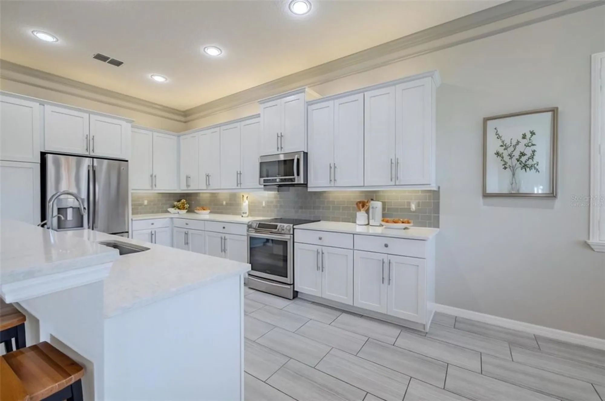 Property Slideshow image 36 of 100 | 16106 cedar key dr, Wimauma, FL, 33598