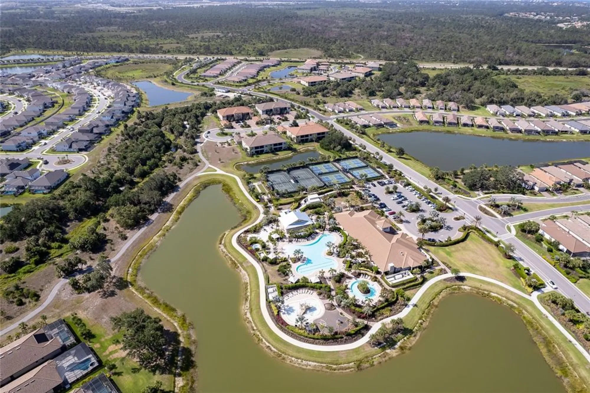 Property Slideshow image 34 of 49 | 5425 cicerone st 103, Sarasota, FL, 34238