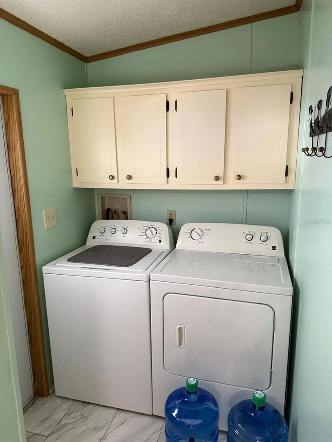 Property Slideshow image 12 of 36 | 1798 fox hill dr, Lakeland, FL, 33810