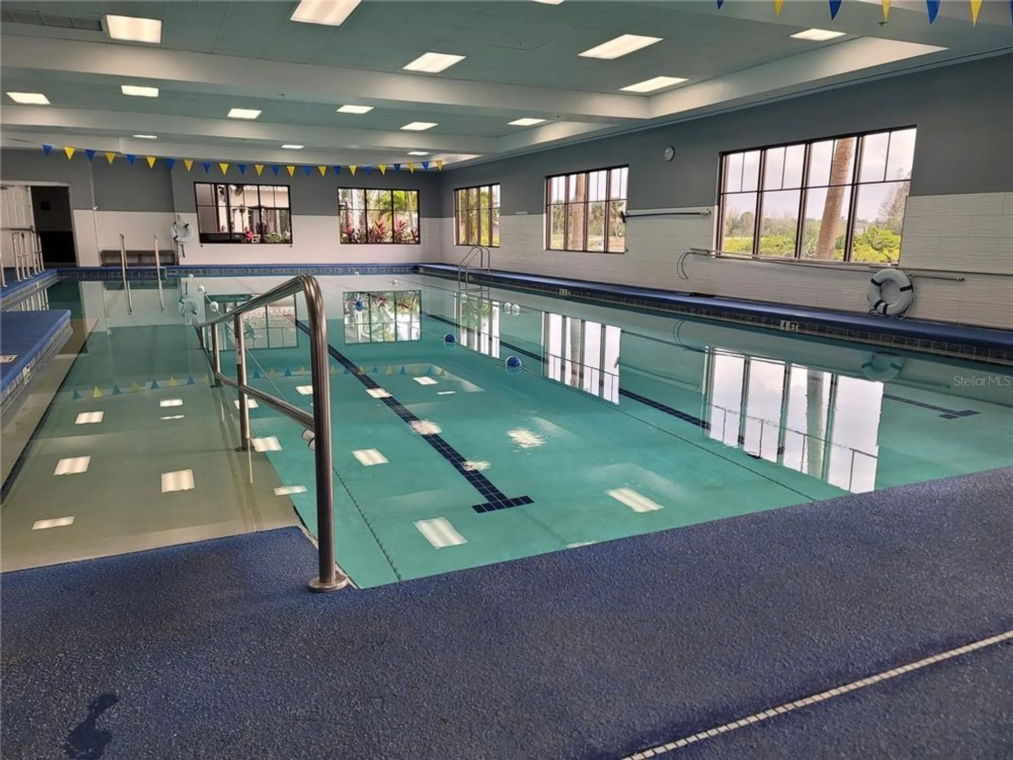 Property Slideshow image 46 of 63 | 1802 bedford ln 2, Sun City Center, FL, 33573