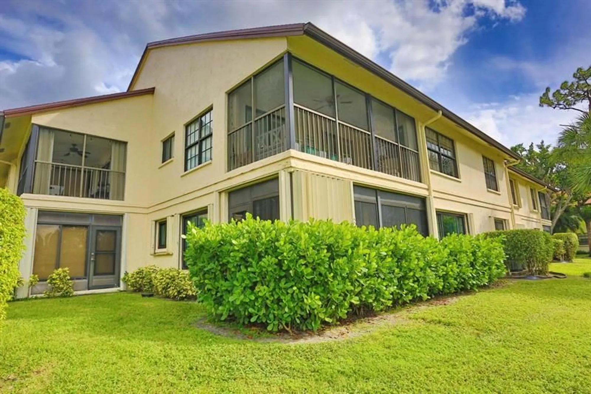 Property Slideshow image 35 of 52 | 3409 jog park dr # 3409, Greenacres, FL, 33467