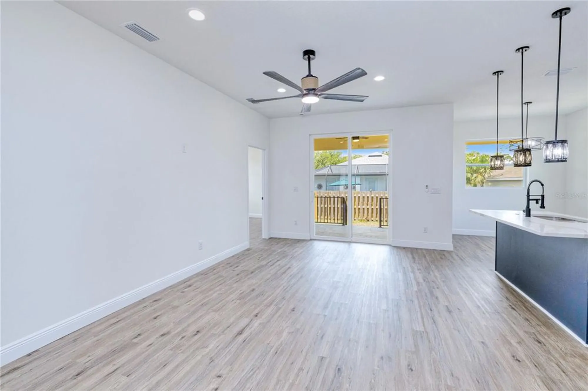 Property Slideshow image 9 of 48 | 4290 oak terrace cir, Port Charlotte, FL, 33953