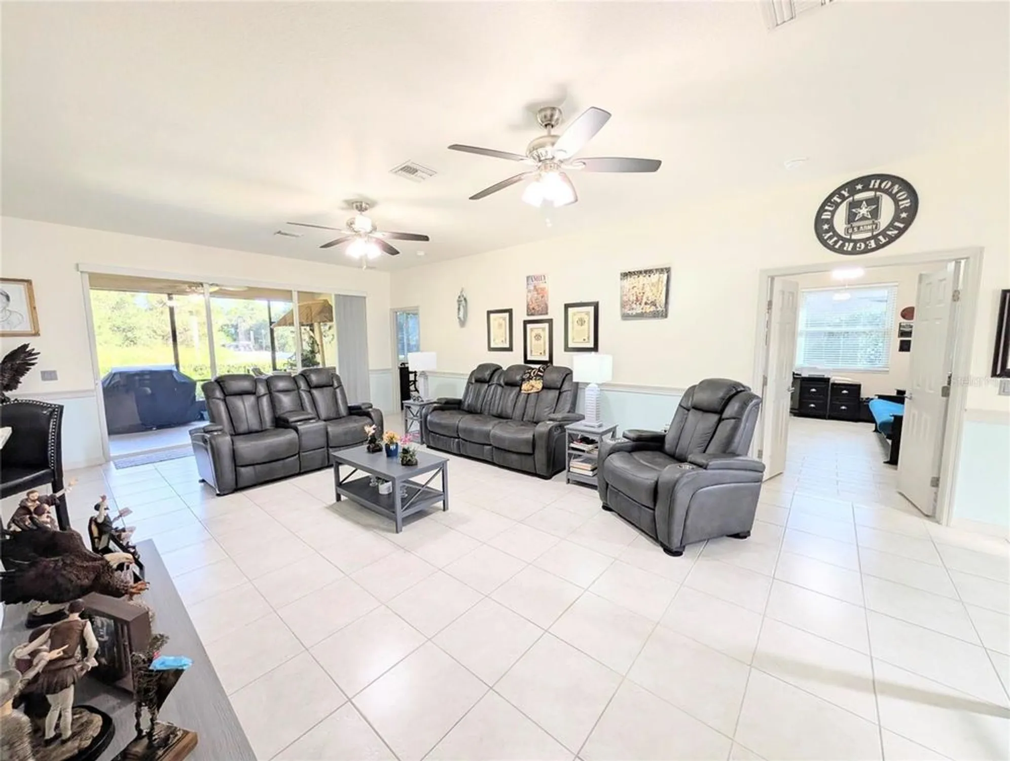 Property Slideshow image 17 of 66 | 5201 green dr, Winter Haven, FL, 33884