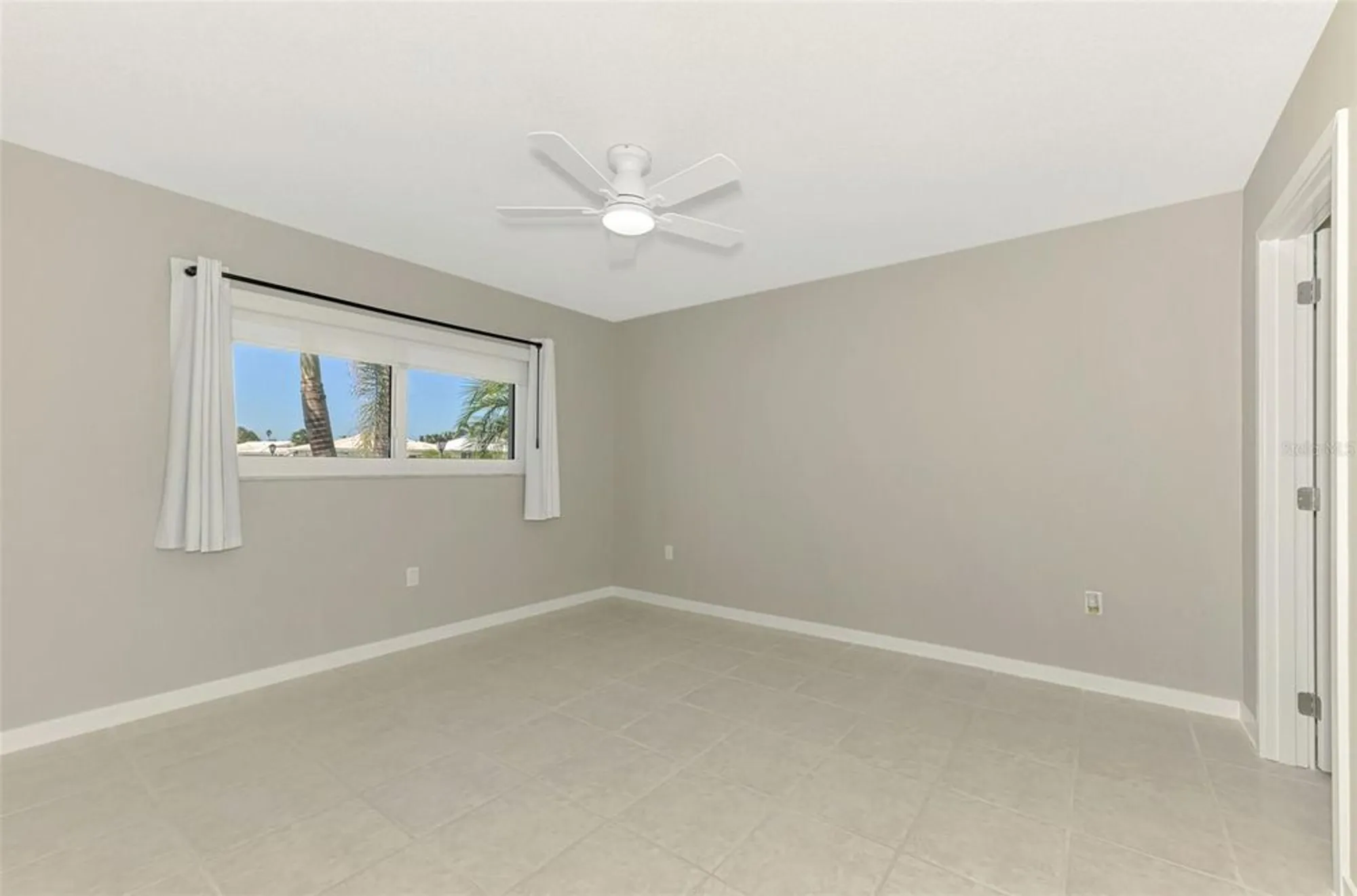 Property Slideshow image 31 of 71 | 501 sloop way, Nokomis, FL, 34275