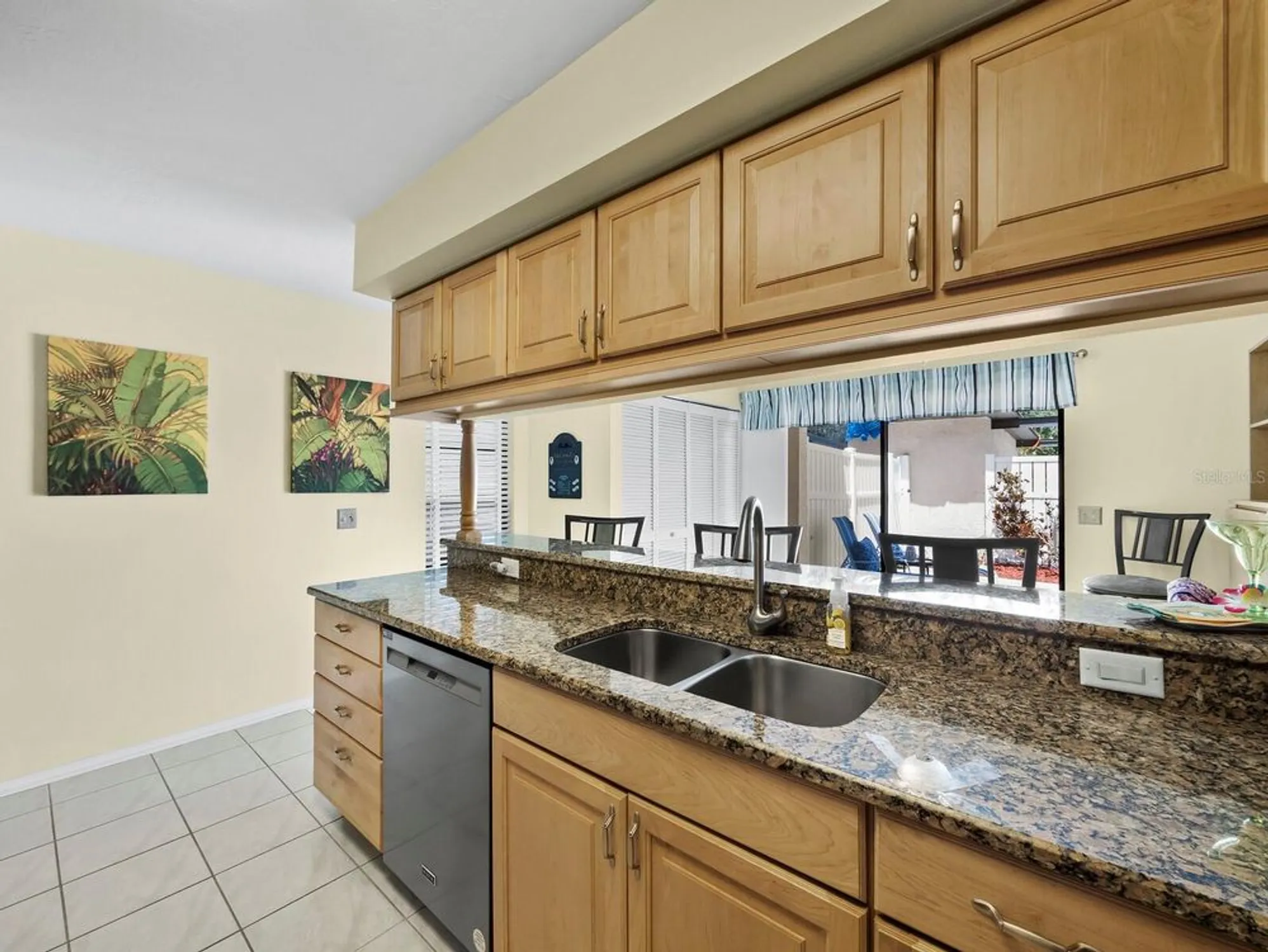 Property Slideshow image 21 of 67 | 6110 country club way 102, Sarasota, FL, 34243