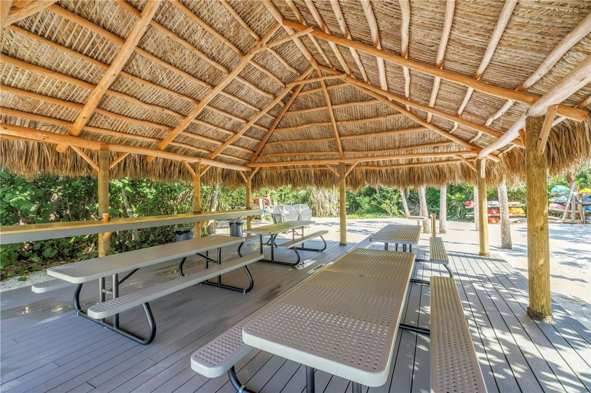 Property Slideshow image 46 of 60 | 111 whispering sands cir # v38, Sarasota, FL, 34242