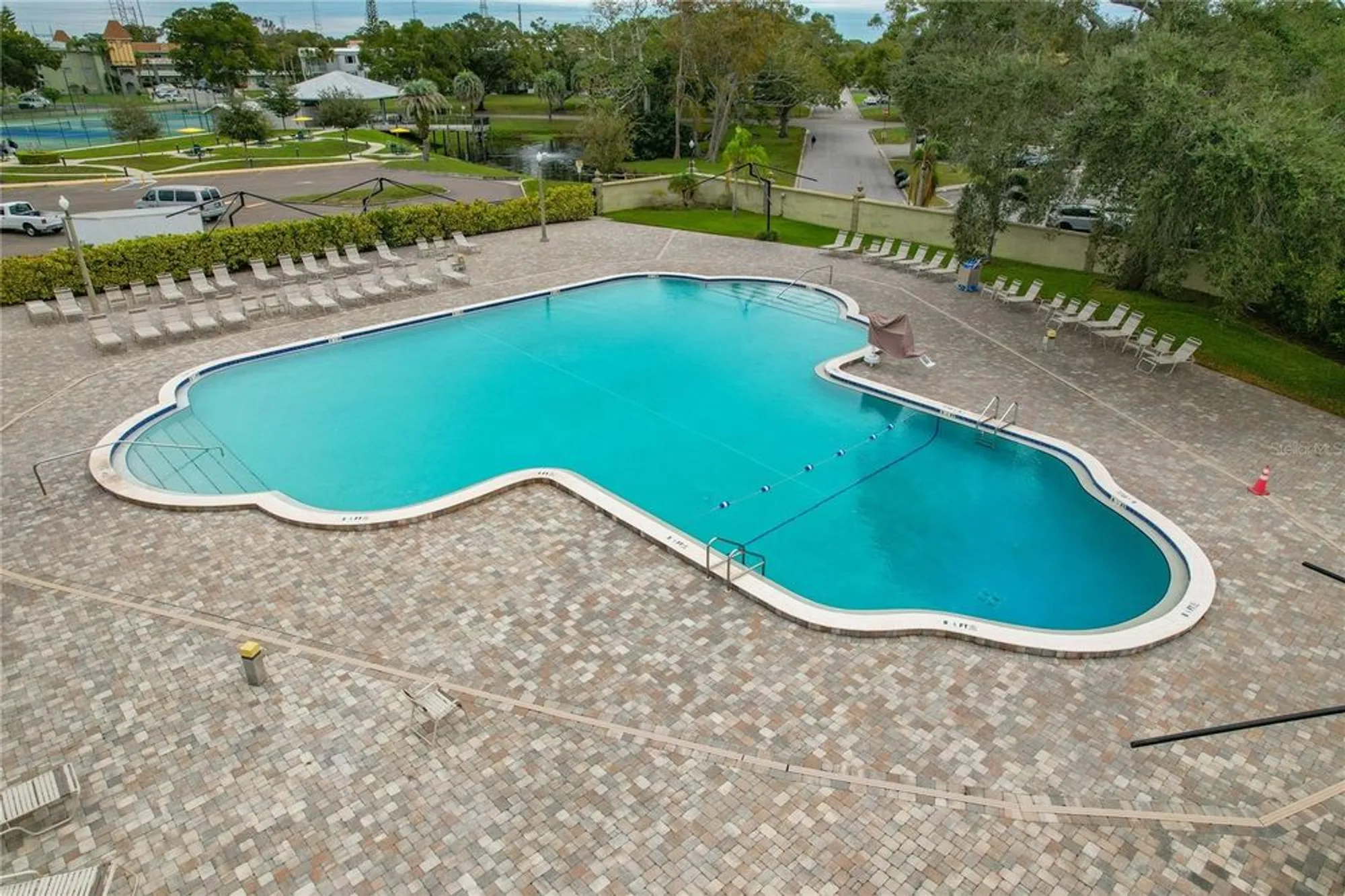 Property Slideshow image 26 of 39 | 2458 columbia dr 68, Clearwater, FL, 33763