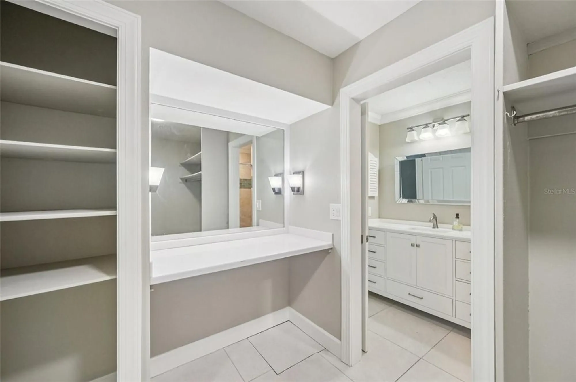Property Slideshow image 14 of 35 | 113 whispering sands dr v-47, Sarasota, FL, 34242