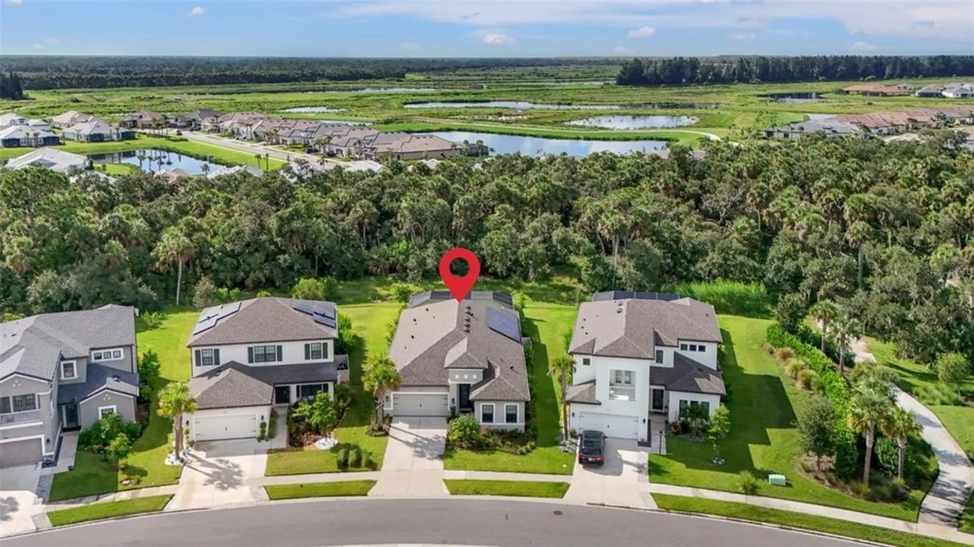 Property Slideshow image 1 of 41 | 10179 milky way cir, Sarasota, FL, 34241