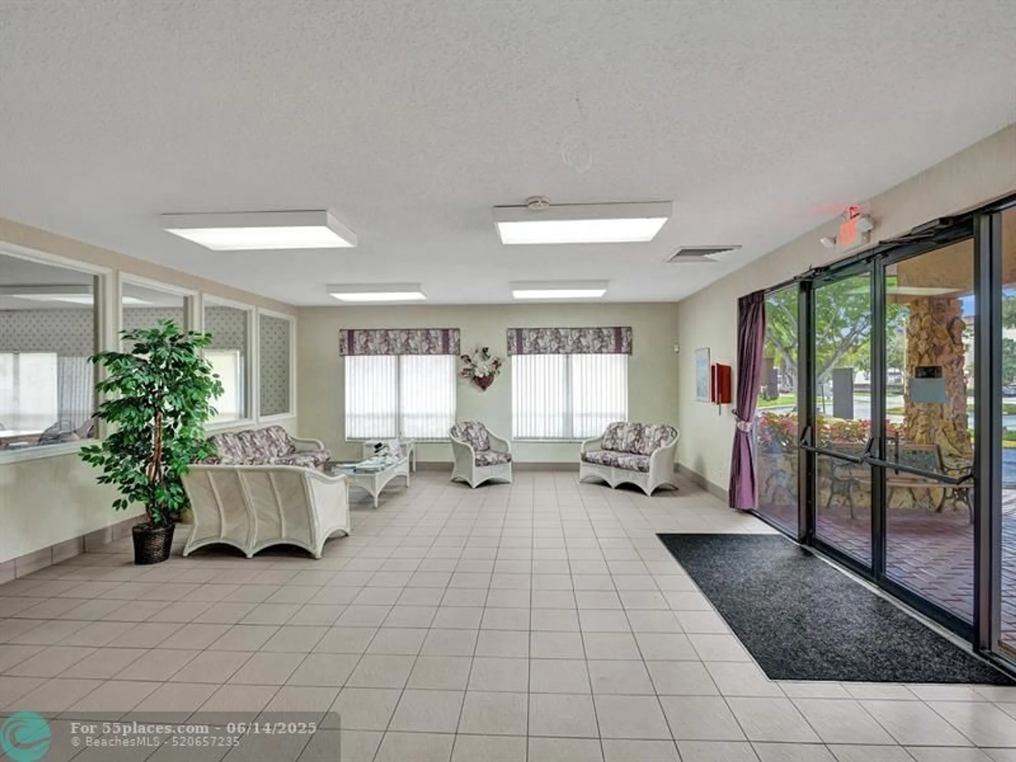 Property Slideshow image 31 of 43 | 6080 n sabal palm blvd 305, Tamarac, FL, 33319