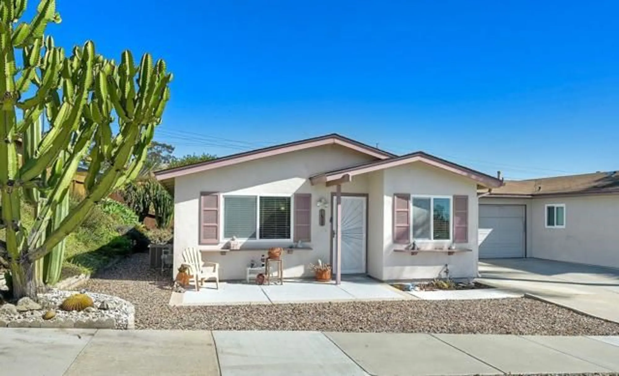 Property Slideshow image 1 of 27 | 3711 mira pacific dr, Oceanside, CA, 92056