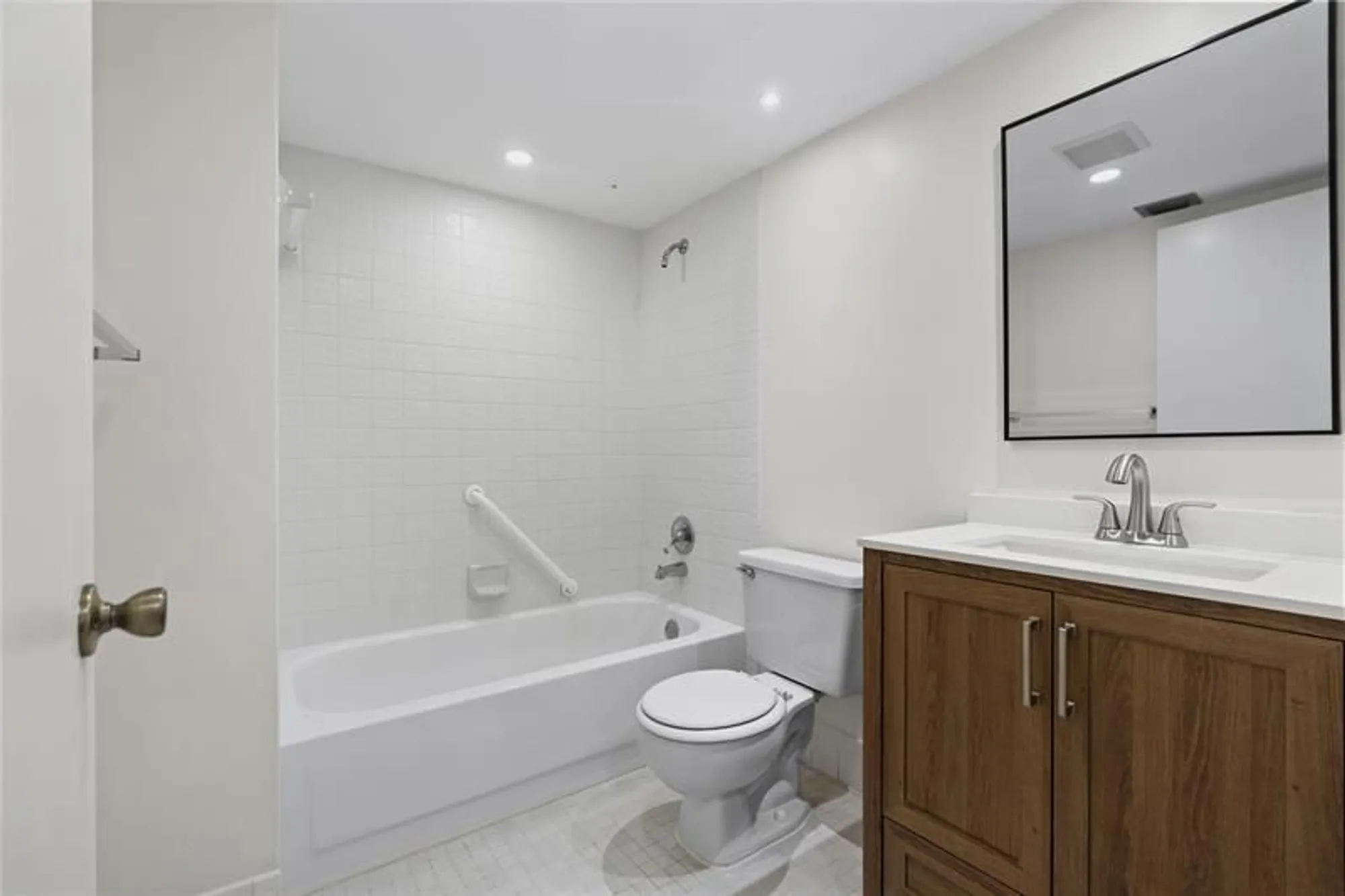 Property Slideshow image 22 of 29 | 1801 eleuthera pt j3, Coconut Creek, FL, 33066