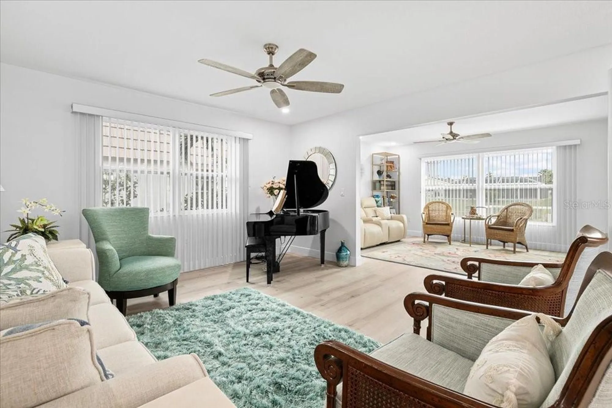 Property Slideshow image 10 of 43 | 2322 riverbluff pkwy # v250, Sarasota, FL, 34231