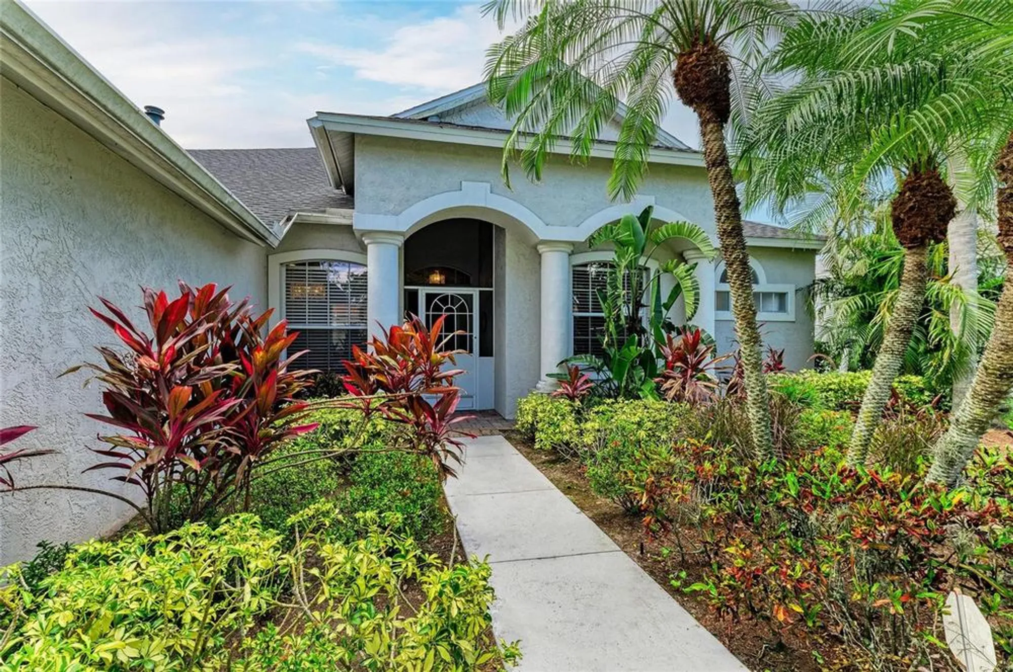 Property Slideshow image 5 of 51 | 5386 creekside trl, Sarasota, FL, 34243