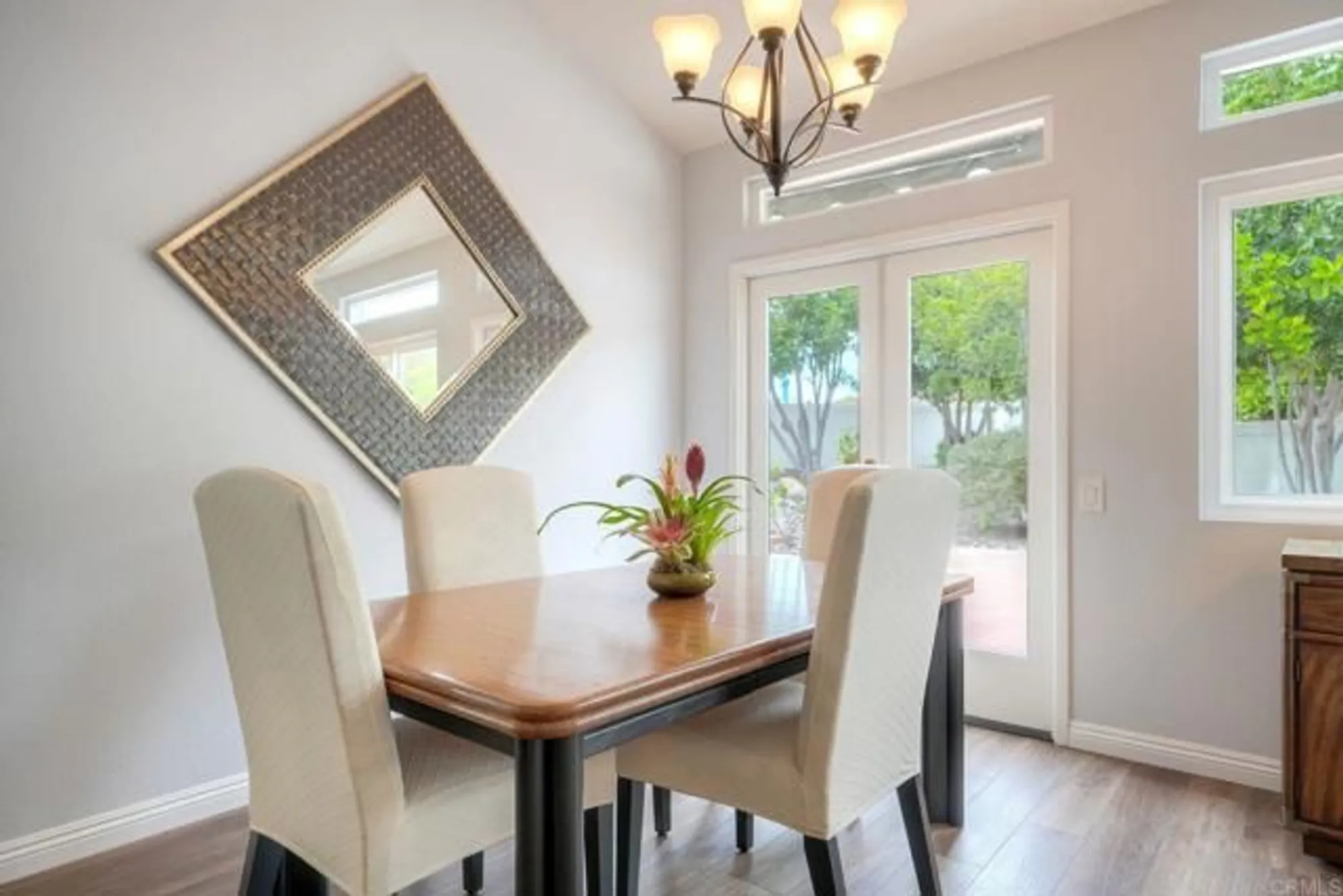 Property Slideshow image 10 of 53 | 3376 corsica way, Oceanside, CA, 92056