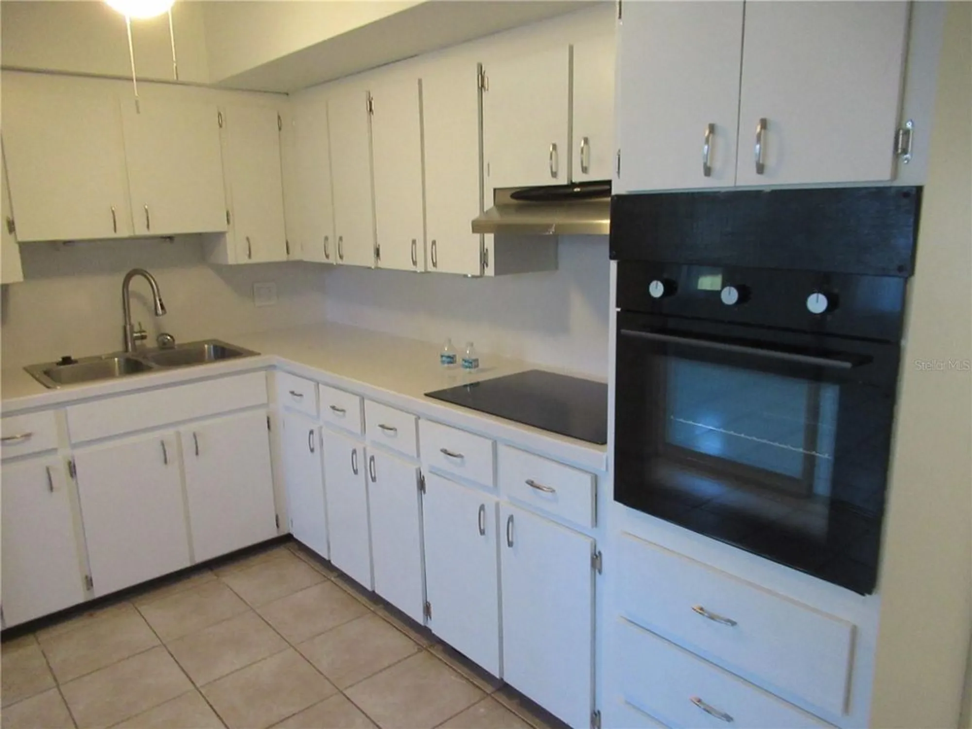 Property Slideshow image 4 of 23 | 2073 denmark st 5, Clearwater, FL, 33763