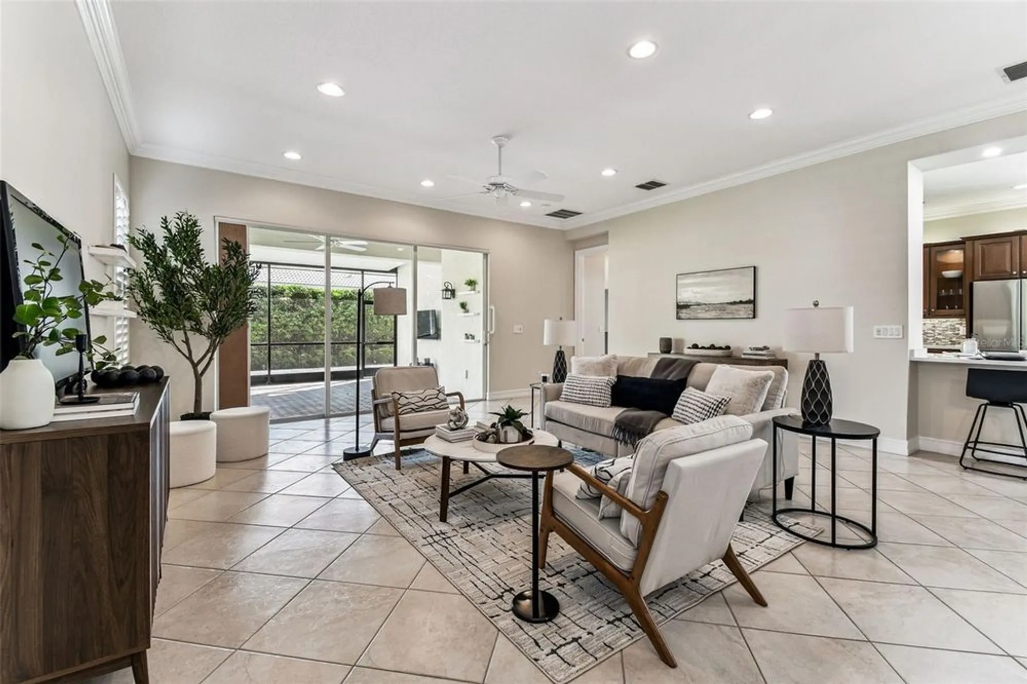 Property Slideshow image 17 of 48 | 5103 shady stone pl, Wimauma, FL, 33598