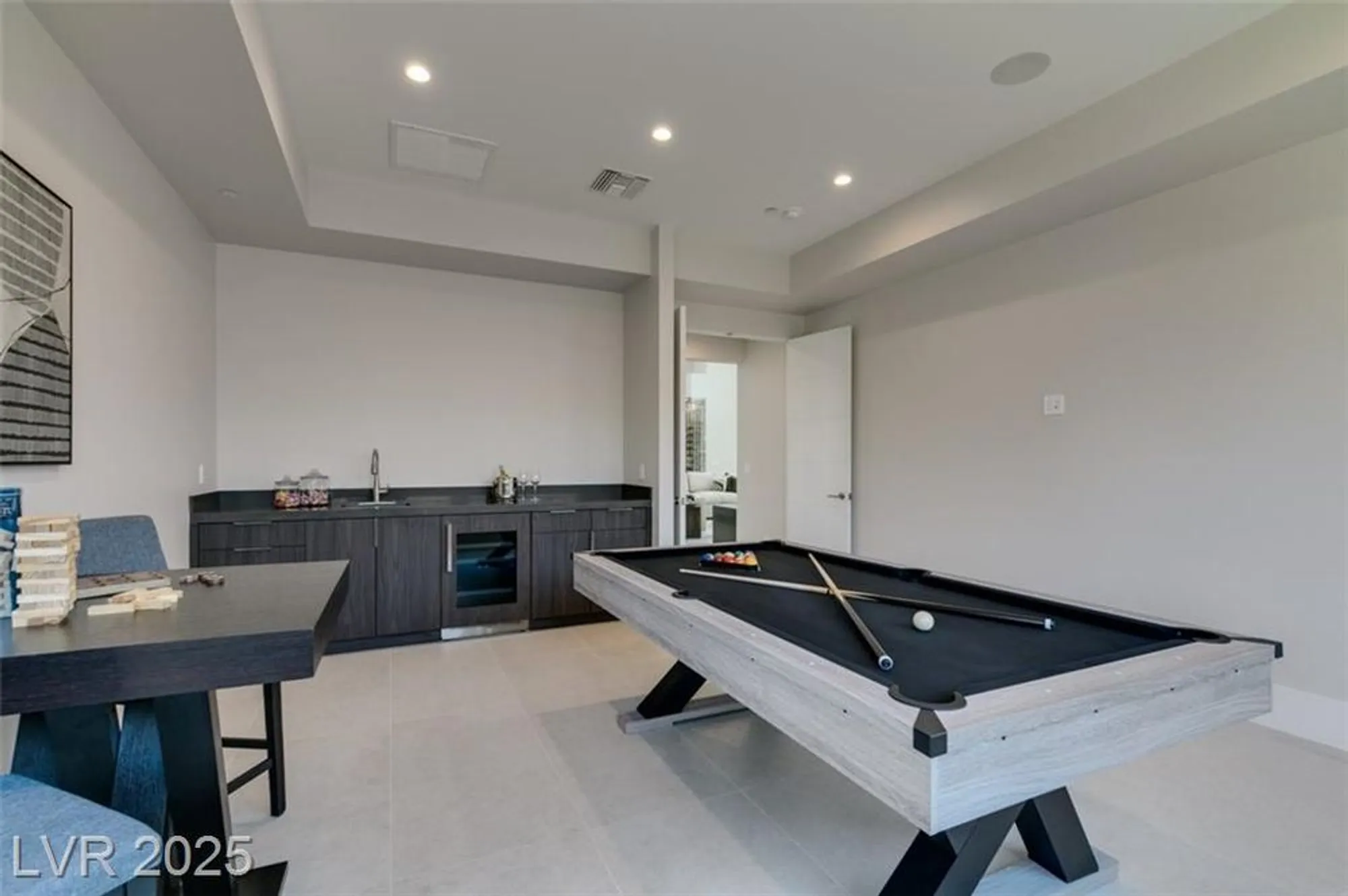Property Slideshow image 19 of 48 | 40 reflection shores ln, Henderson, NV, 89011