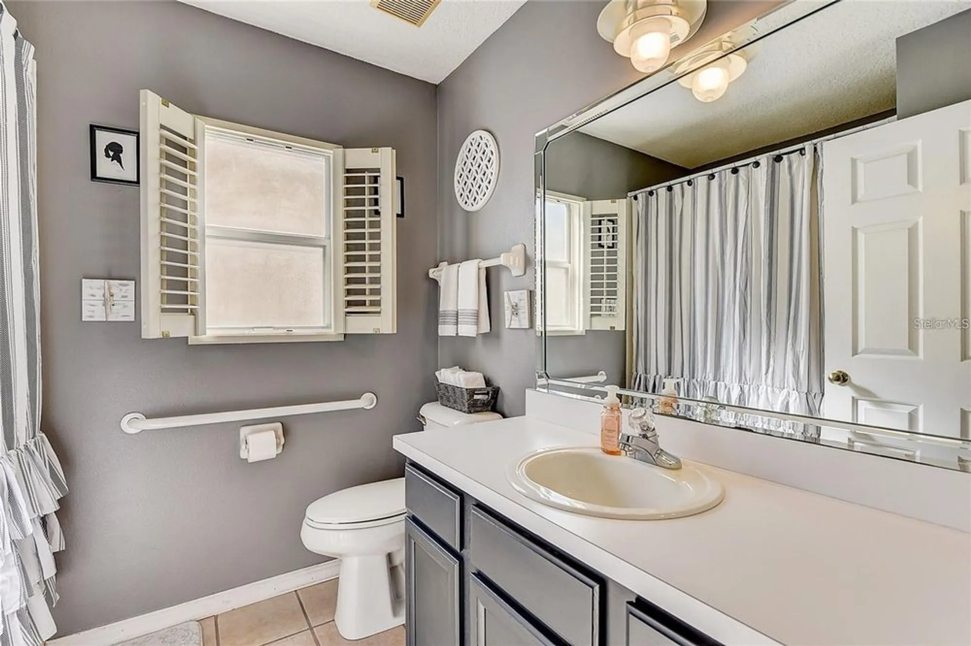 Property Slideshow image 24 of 43 | 25273 lost oak cir, Leesburg, FL, 34748
