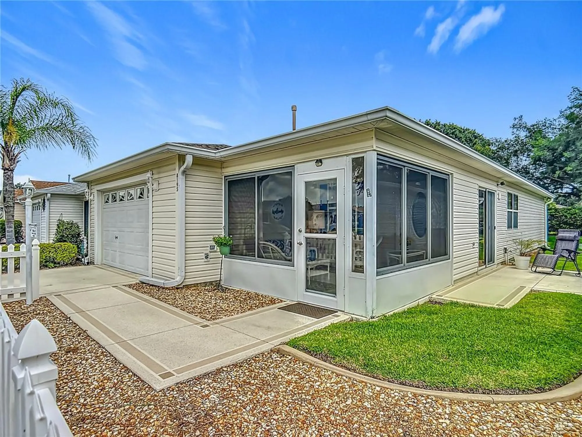 Property Slideshow image 4 of 38 | 8195 se 174th rowland st, The Villages, FL, 32162