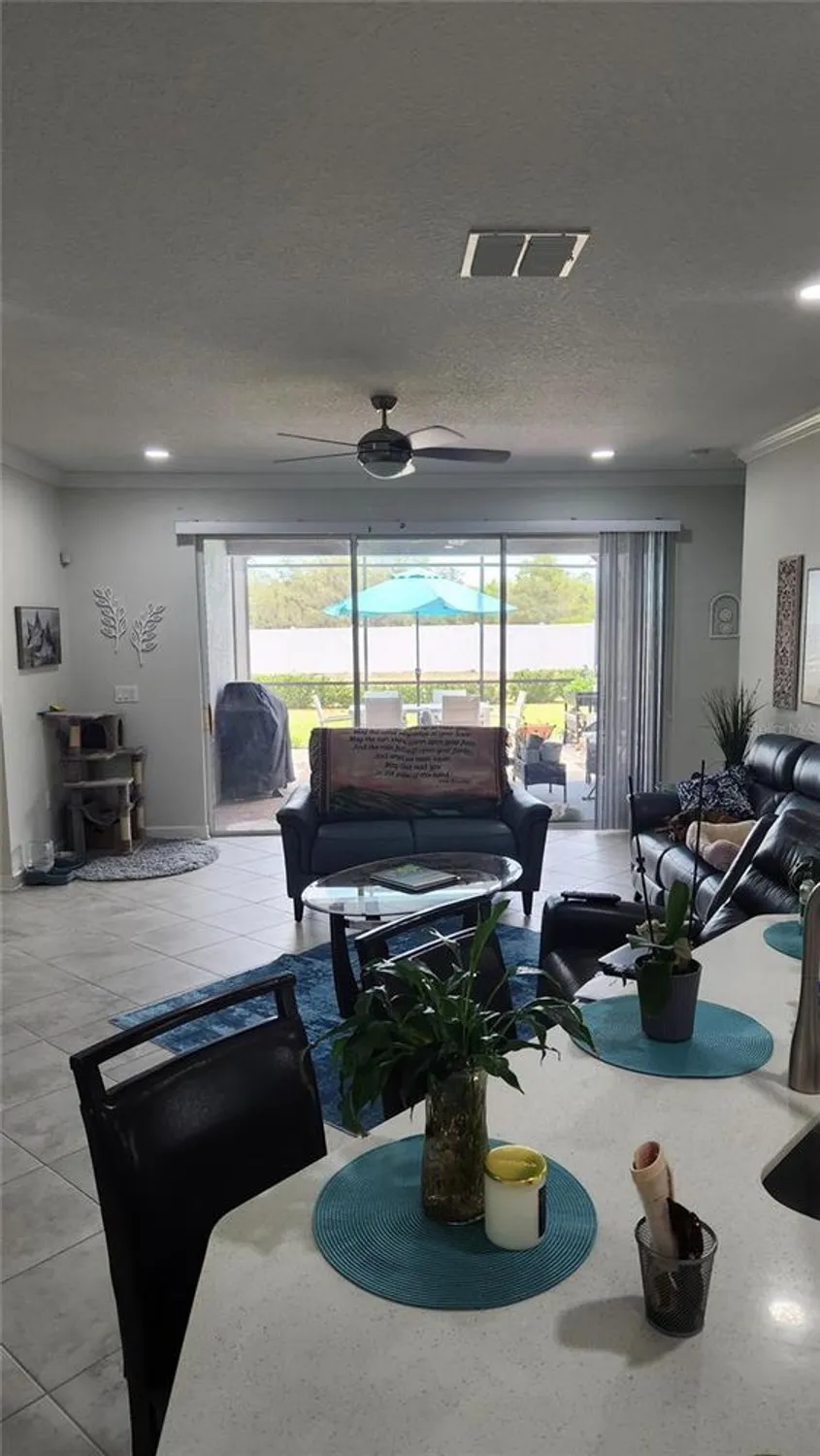 Property Slideshow image 12 of 20 | 3986 bedford ave, Winter Haven, FL, 33884