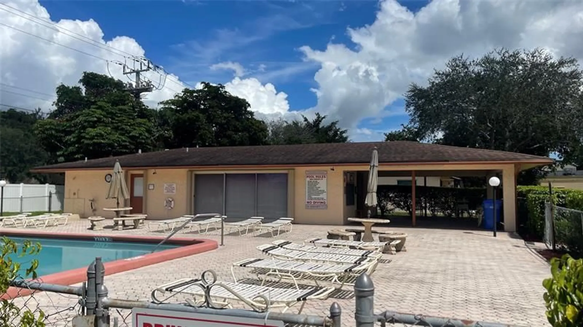 Property Slideshow image 17 of 21 | 7708 margate blvd, Margate, FL, 33063