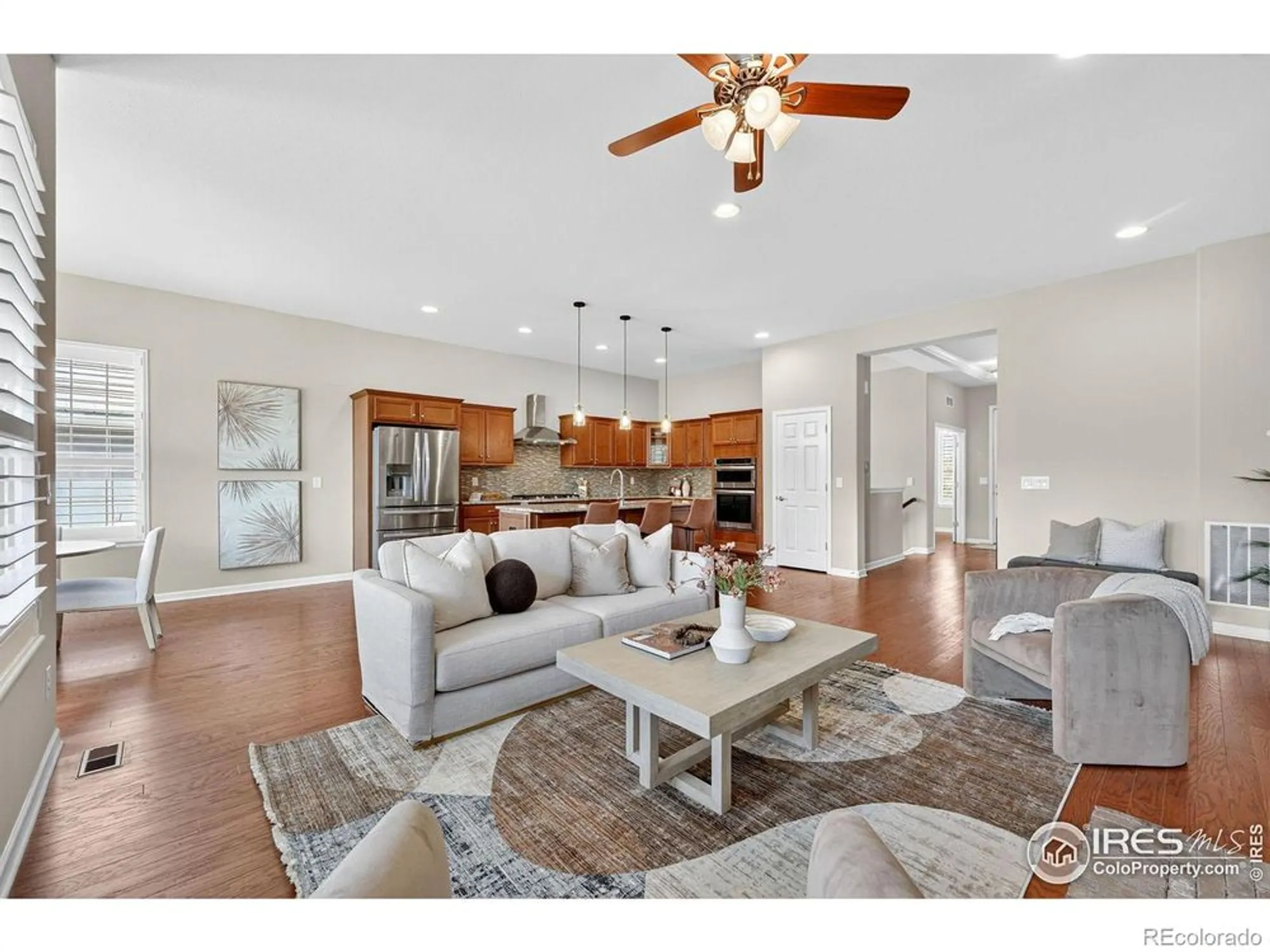 Property Slideshow image 10 of 44 | 15875 wild horse dr, Broomfield, CO, 80023