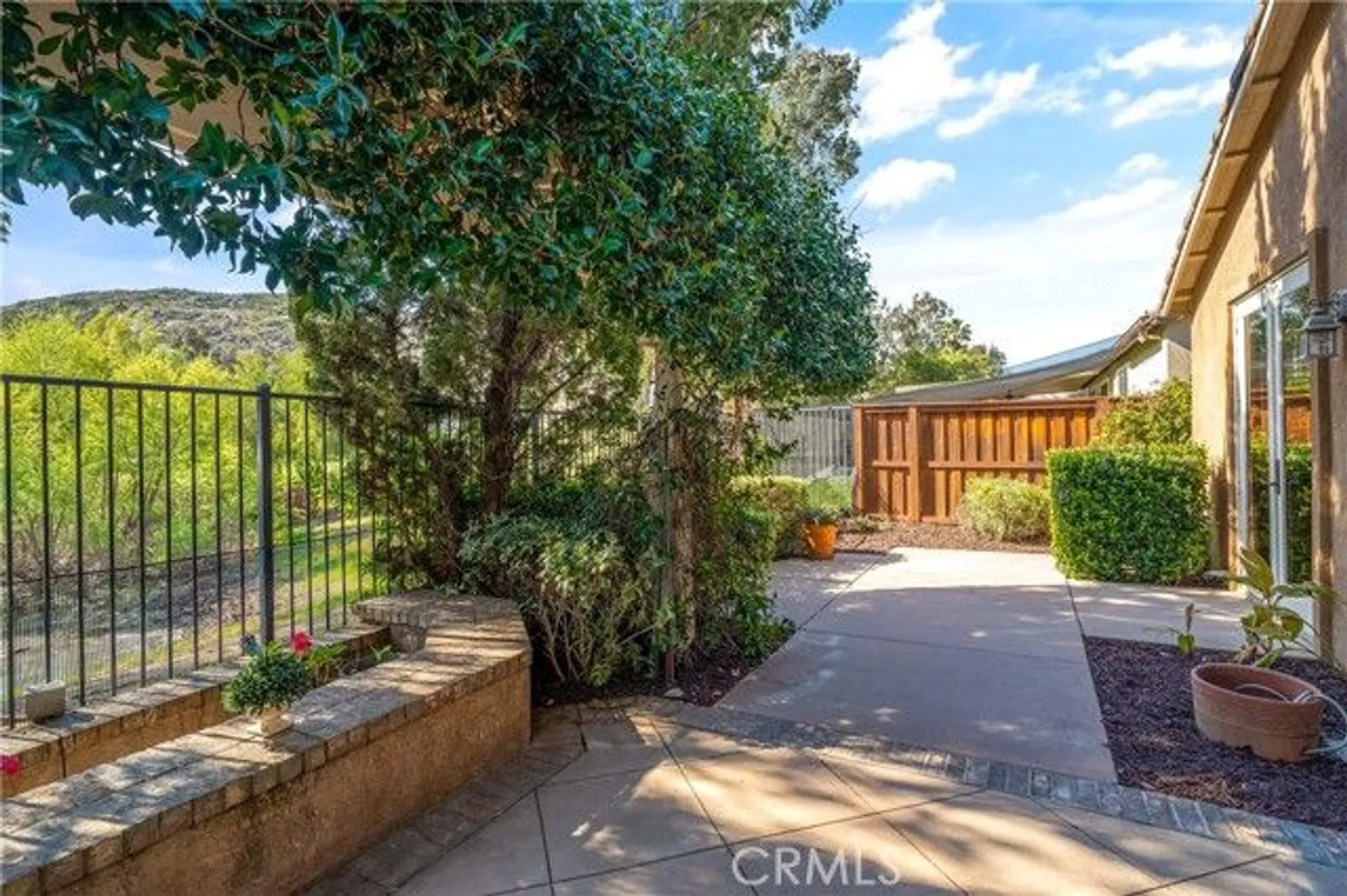 Property Slideshow image 38 of 62 | 233 eagle ln, Hemet, CA, 92545