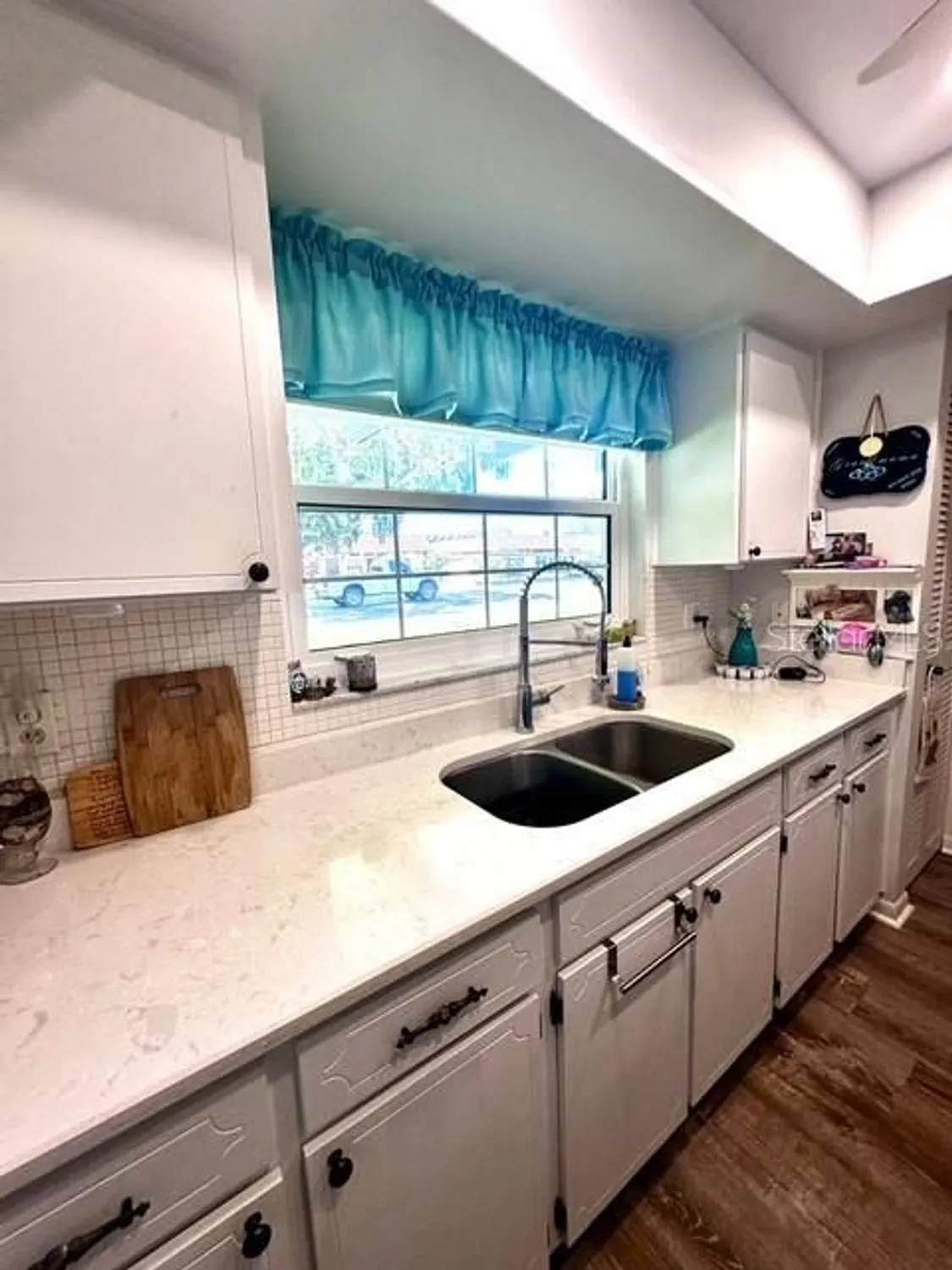 Property Slideshow image 5 of 31 | 1701 pinehurst rd apt 13c, Dunedin, FL, 34698