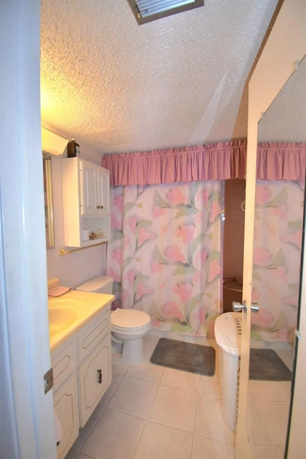 Property Slideshow image 17 of 27 | 960 virginia st 205, Dunedin, FL, 34698