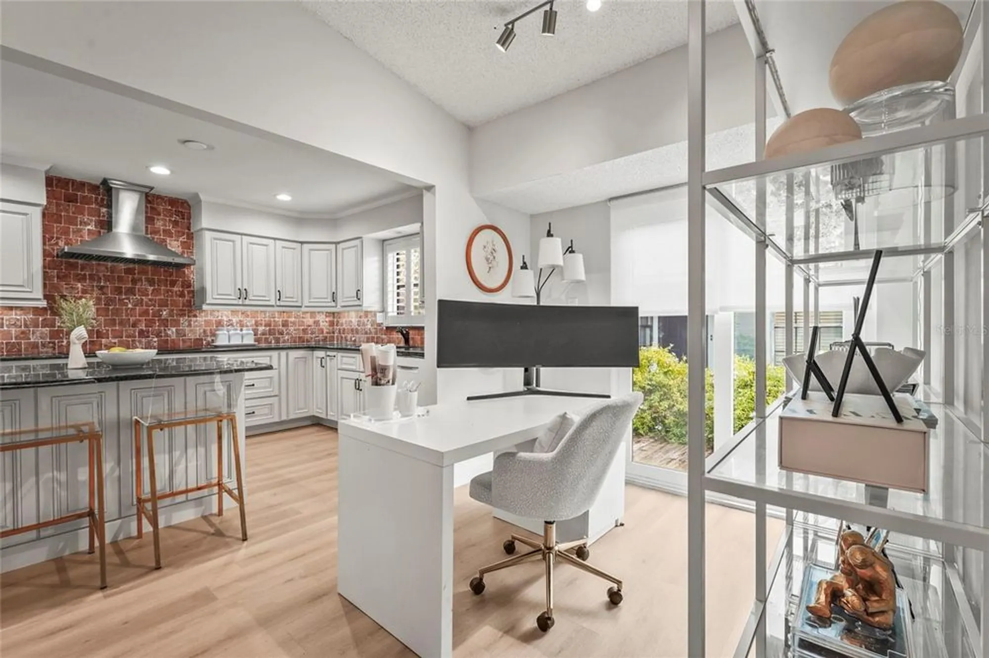 Property Slideshow image 22 of 51 | 7845 pine trace dr, Sarasota, FL, 34243