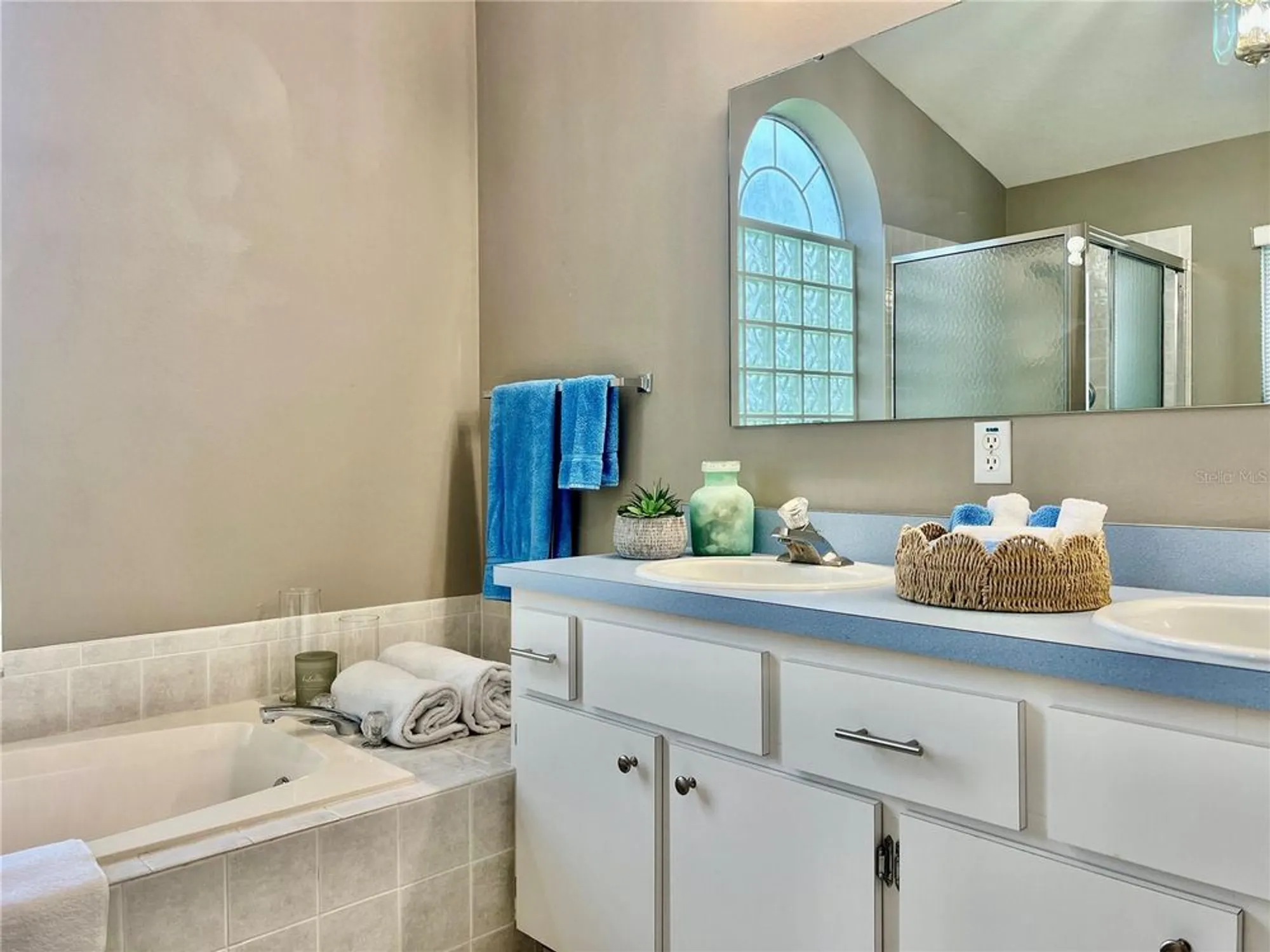 Property Slideshow image 36 of 72 | 2100 nw 50th cir, Ocala, FL, 34482