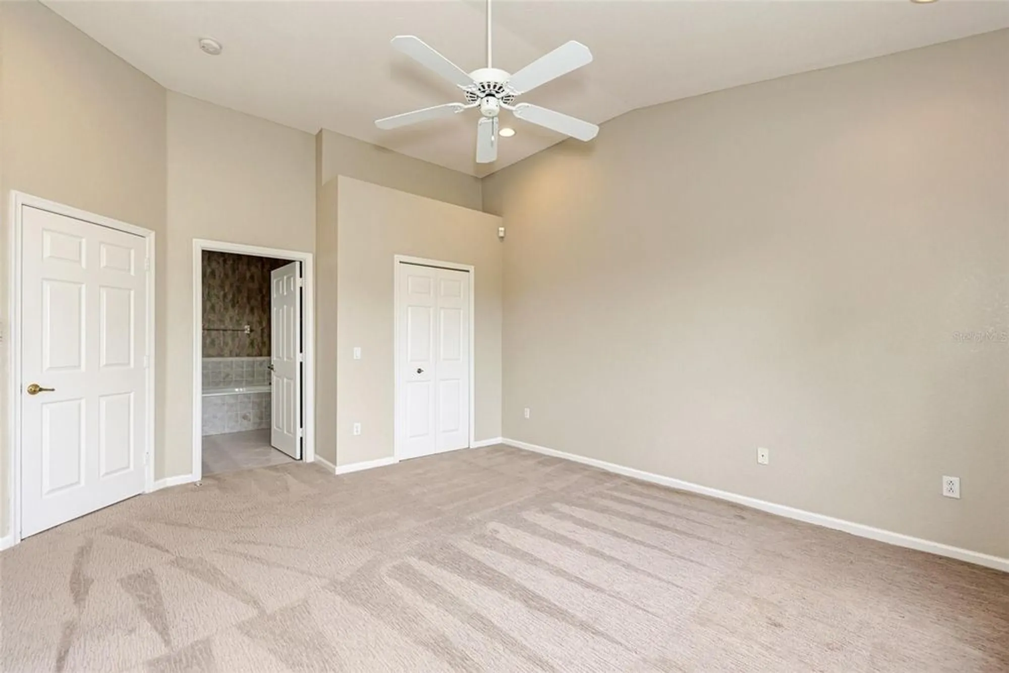 Property Slideshow image 32 of 78 | 3322 grand vista ct unit 203, Port Charlotte, FL, 33953