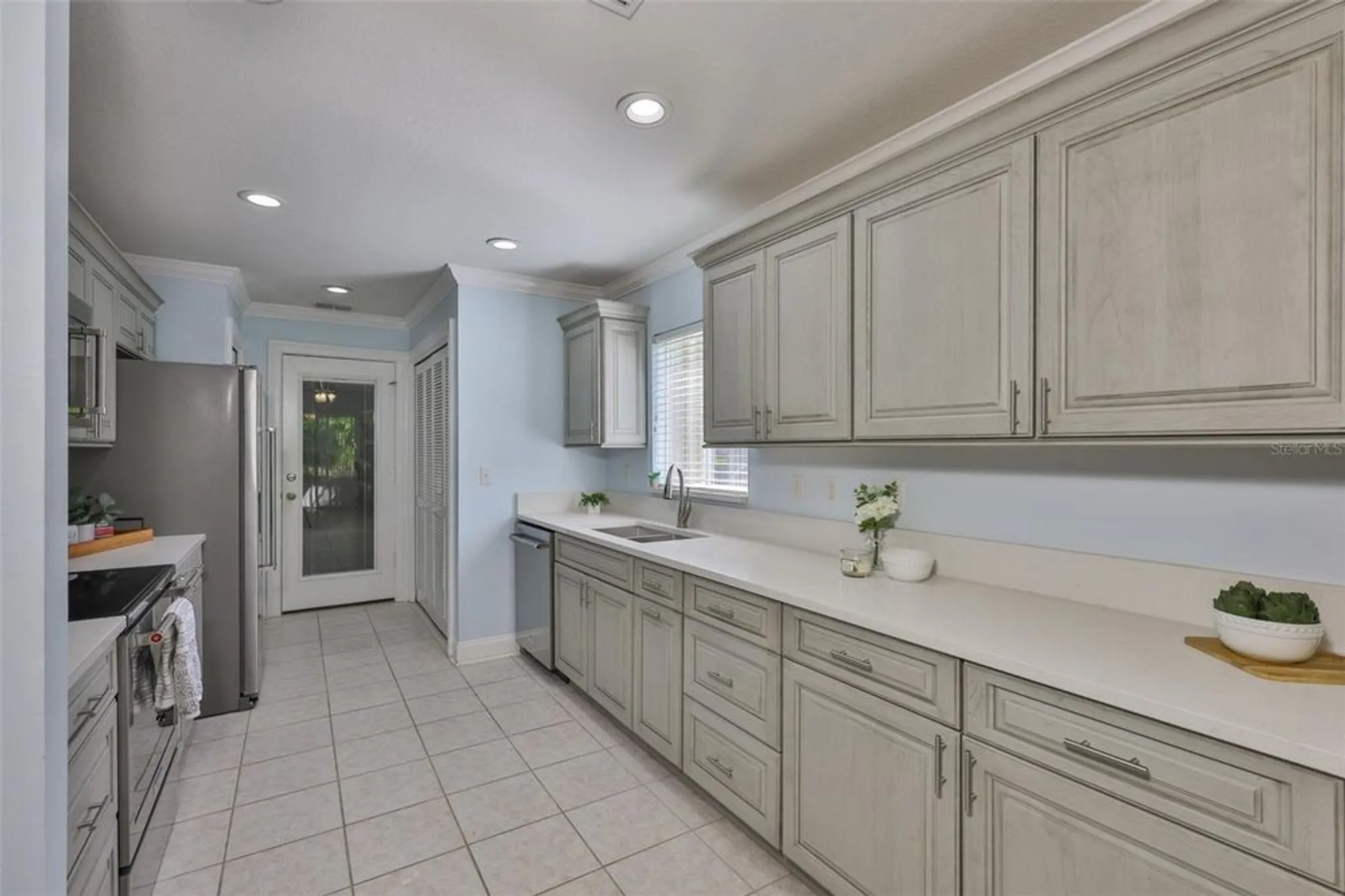 Property Slideshow image 14 of 42 | 1112 mcdaniel st # 78, Sun City Center, FL, 33573