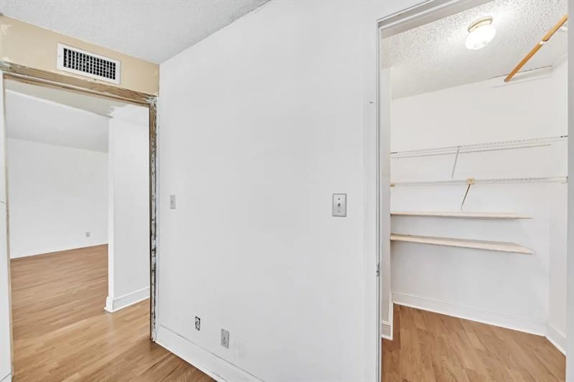 Property Slideshow image 28 of 33 | 8980 s hollybrook blvd 204, Pembroke Pines, FL, 33025