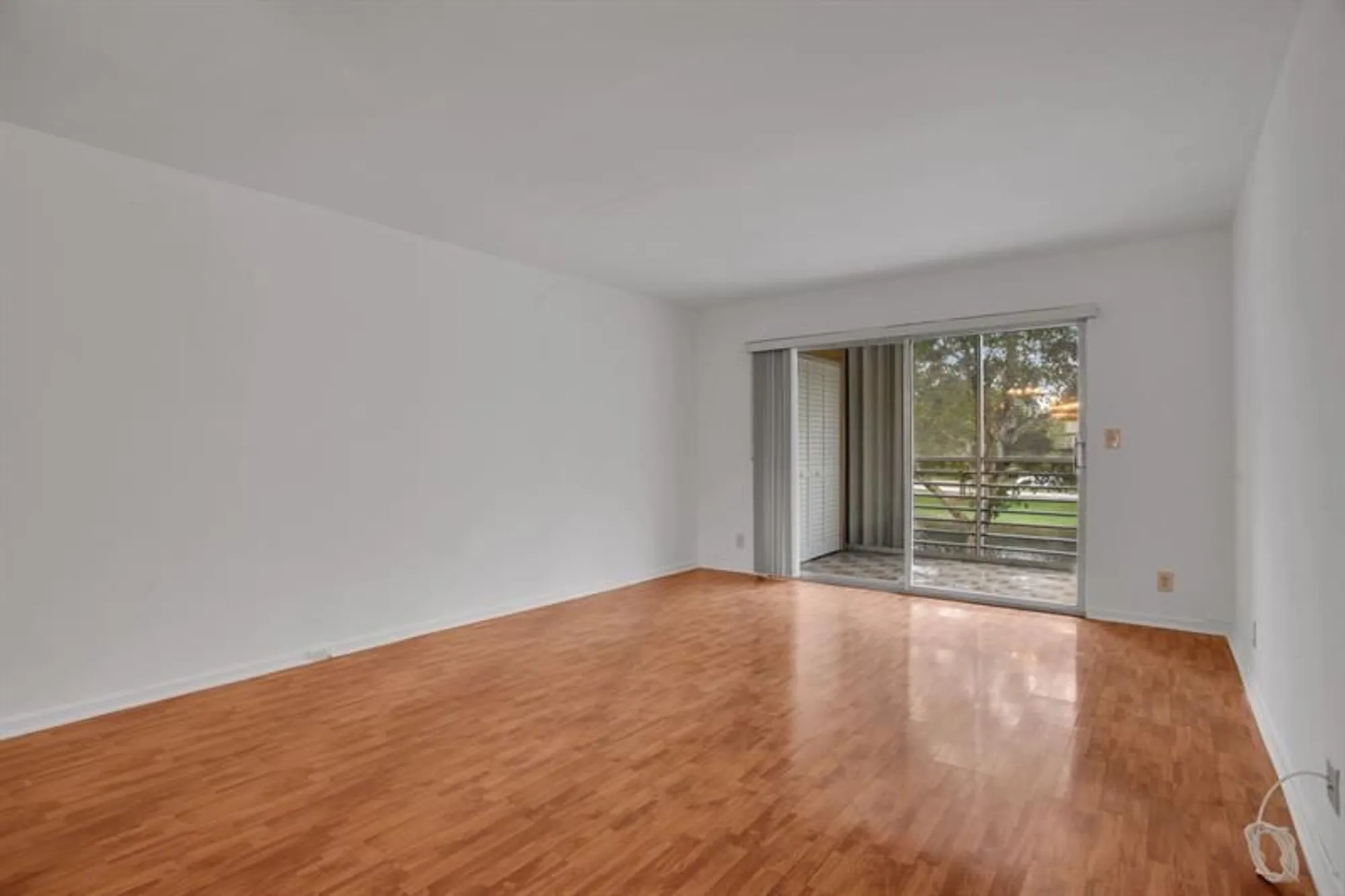 Property Slideshow image 12 of 31 | 2006 granada dr n2, Coconut Creek, FL, 33066