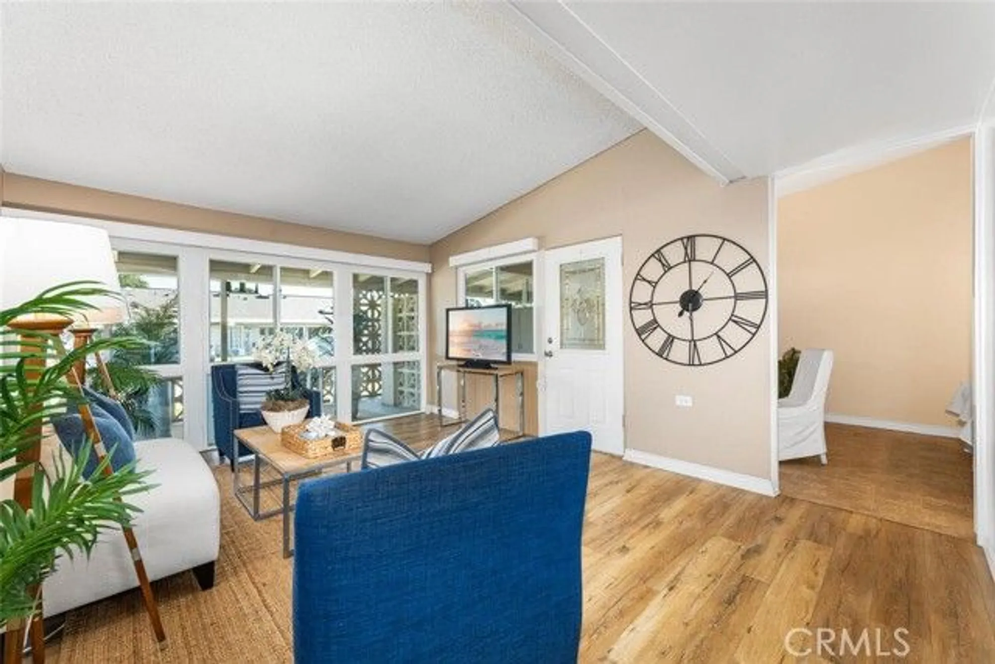 Property Slideshow image 18 of 45 | 1121 northwood rd, Seal Beach, CA, 90740