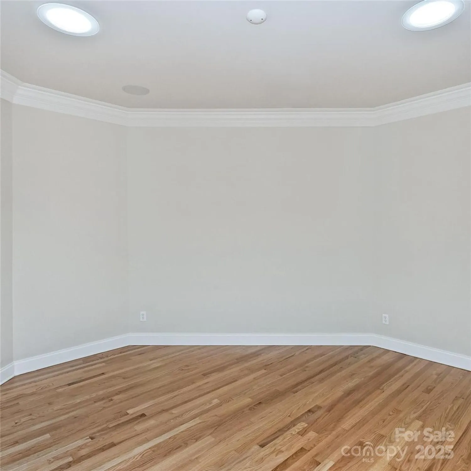 Property Slideshow image 8 of 38 | 23 kings mill ct, Biltmore Lake, NC, 28715