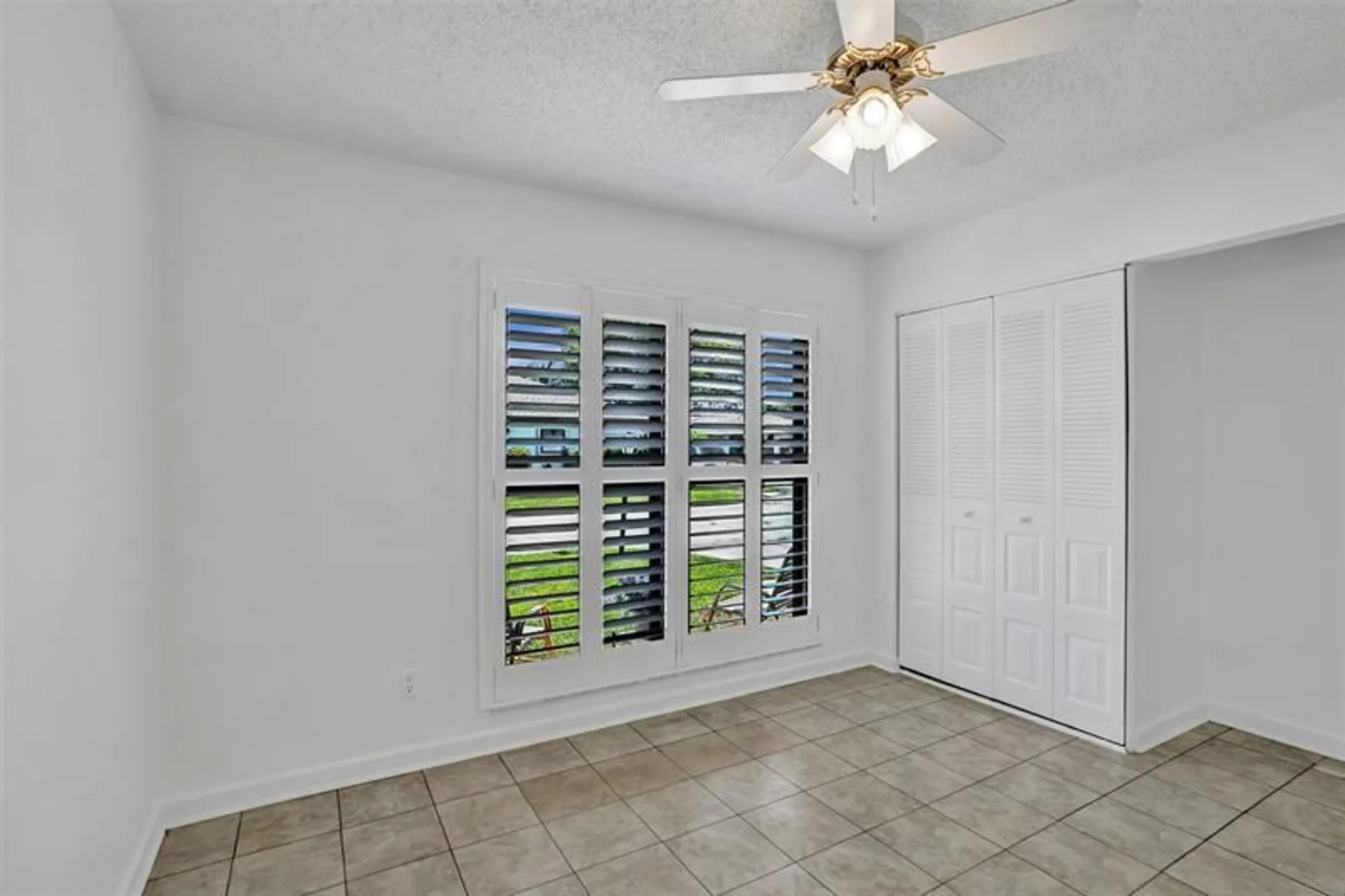 Property Slideshow image 32 of 85 | 2261 sw 15th pl, Deerfield Beach, FL, 33442